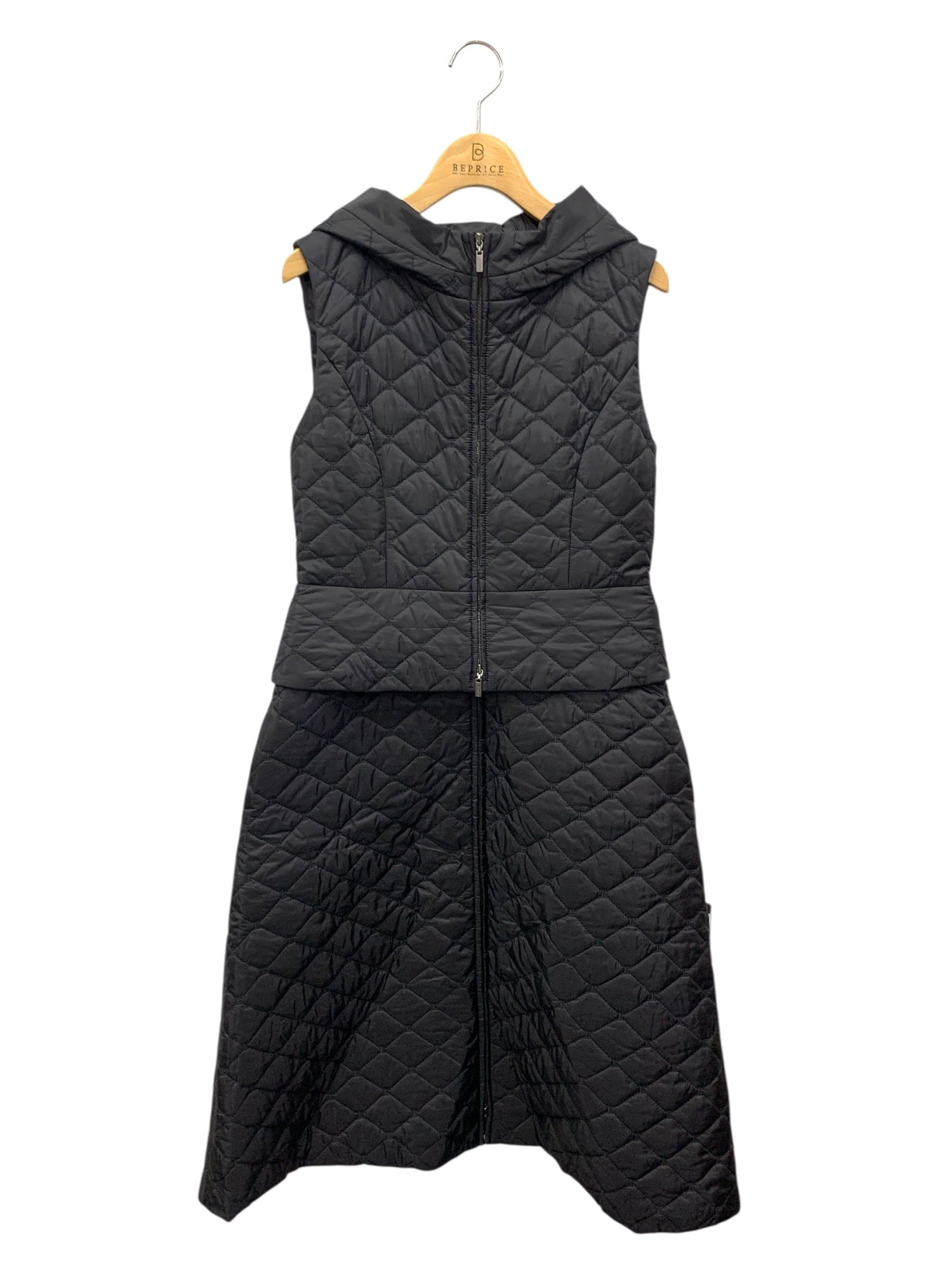 フォクシーニューヨーク　中綿 2WAYコート　38 ブラック FOXEY - フォクシー ニューヨーク FOXEY NEW YORK コート ロイヤル