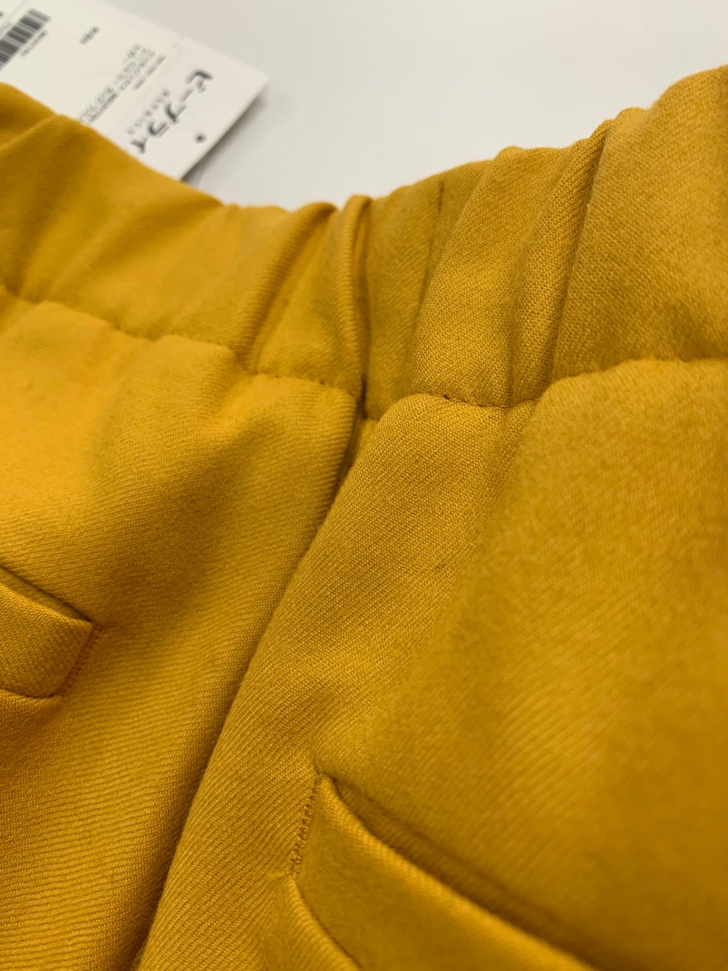 イッセイミヤケ IM03FF091 パンツ 1 イエロー タック ウエストギャザー ITGJ3G98KNF0