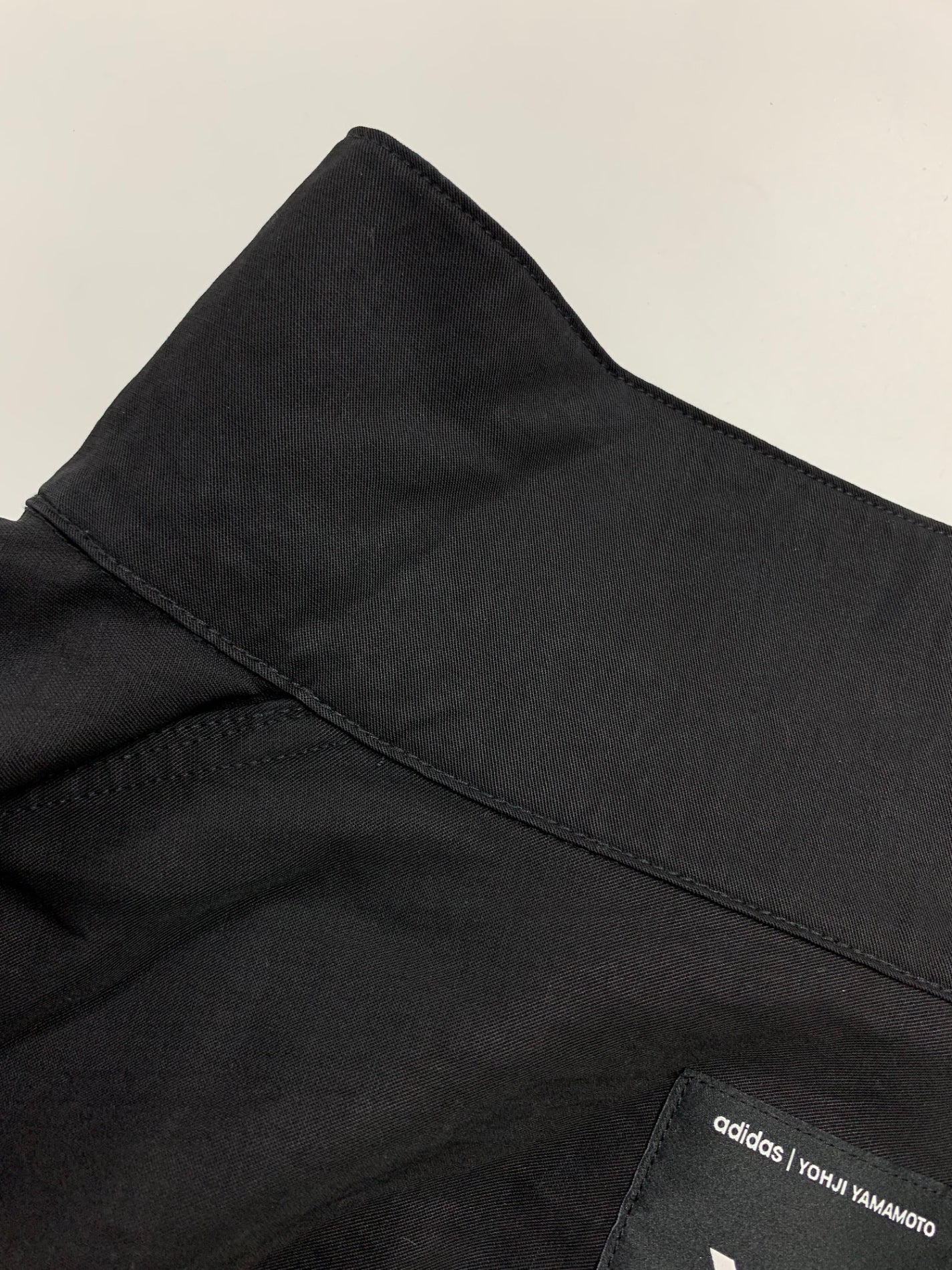 ワイスリー アディダス 938011 シャツ M ブラック バックロゴ ITO2HR1D1AT5