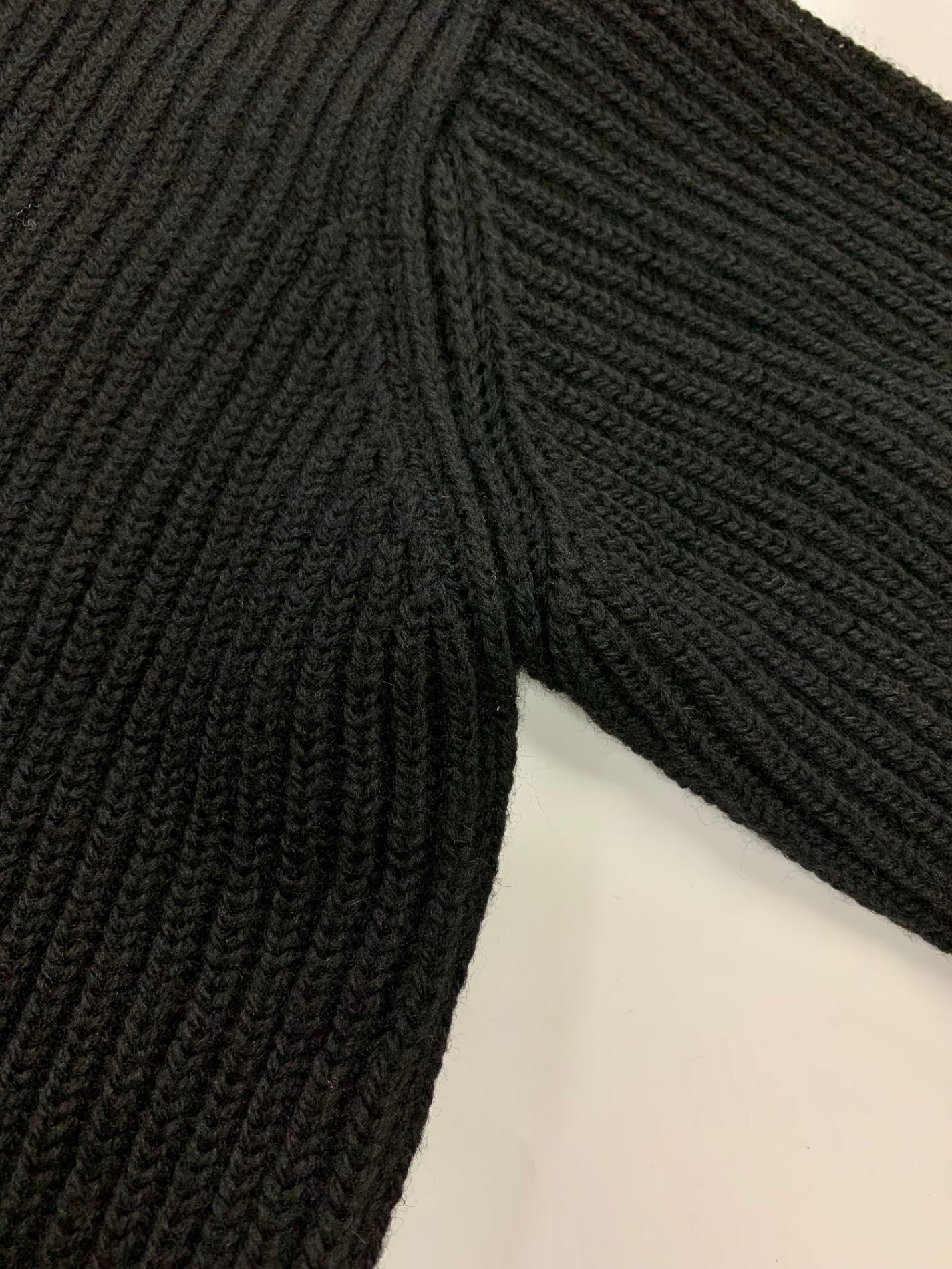 カラー ボリュームウール両畦 22WGM-N07304 ドッキングカーディガン 1 ブラック 22aw IT1LLVVPILXC 【SALE】