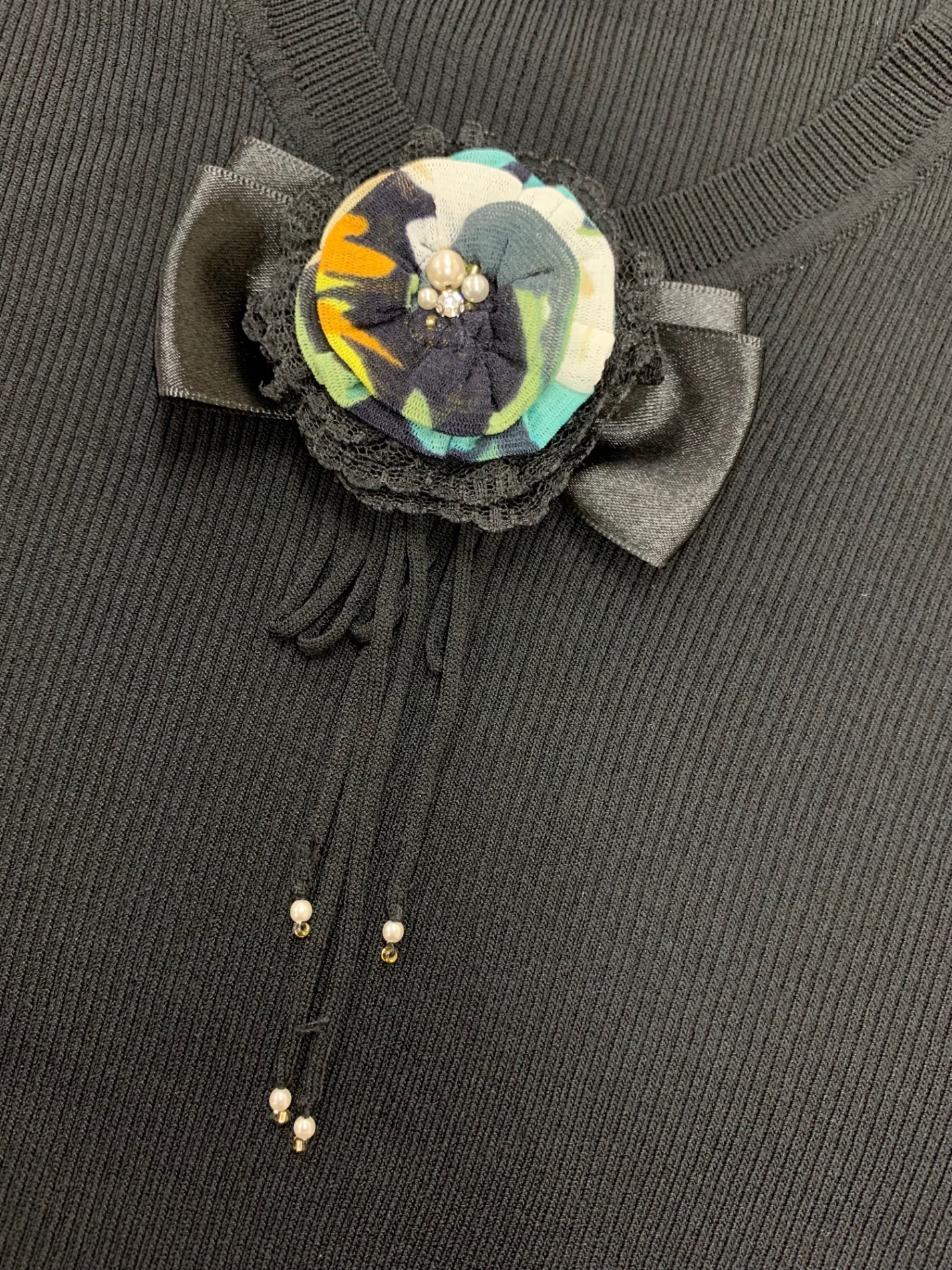 スーパービューティー ニット 42 ブラック Vネック 袖レース 切替 ITHS13JPVDRE 【SALE】