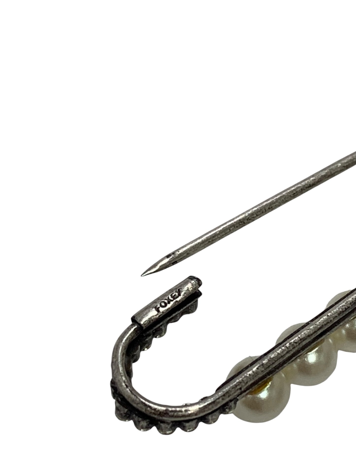 フォクシーブティック ブローチ ホワイト パール ラインストーン IT4APBGF91HS