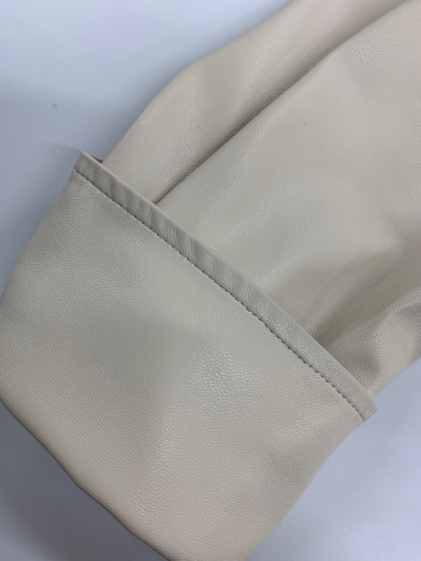 アナイ 102027-13-320-04-380 ブラウス 38 アイボリー 合皮 フェイクレザー IT67L23R88P4 【SALE】