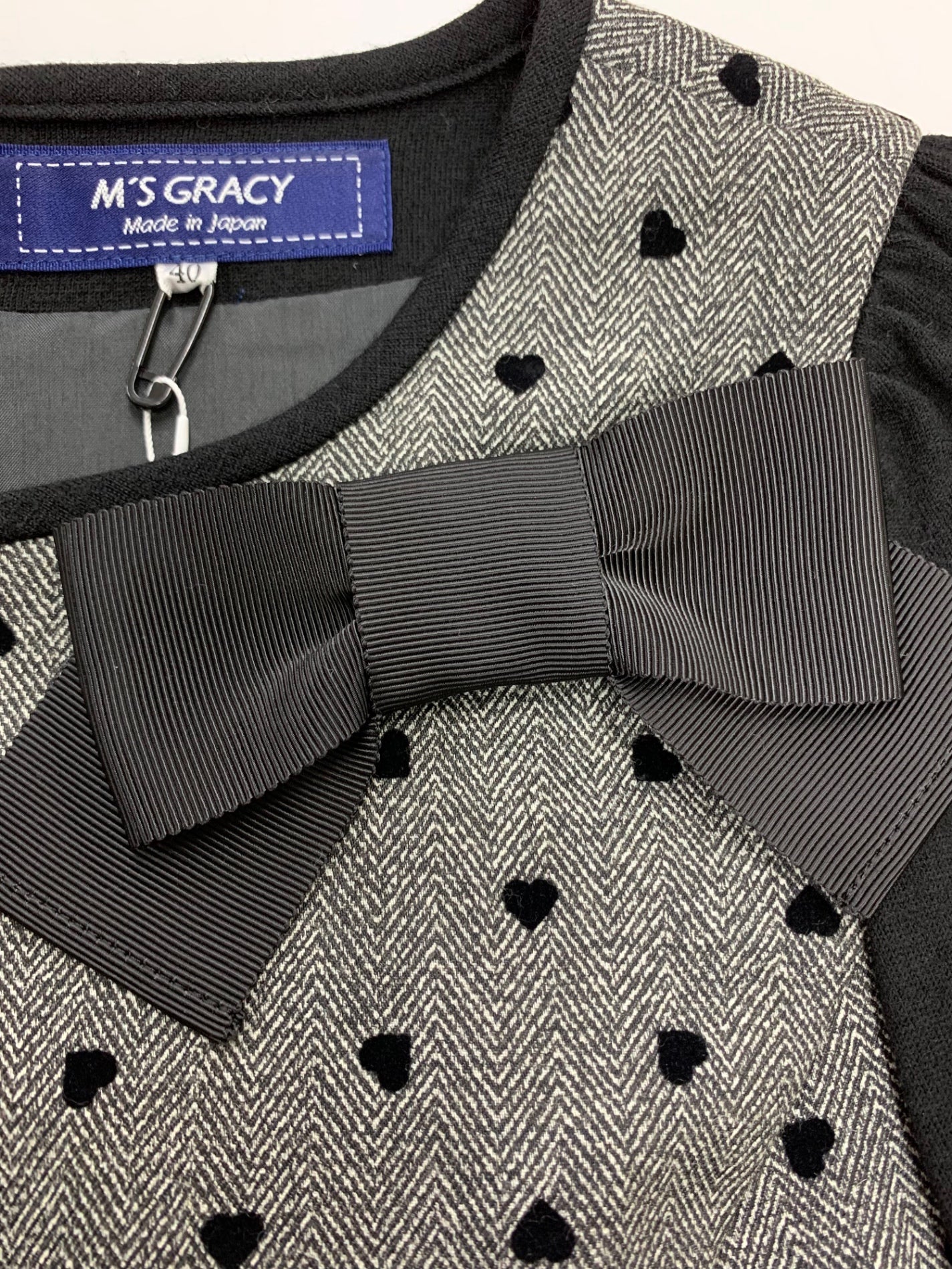 エムズグレイシー 211602 ワンピース 40 グレー/ブラック リボン ベロアハート ITHWJGKDPIM6