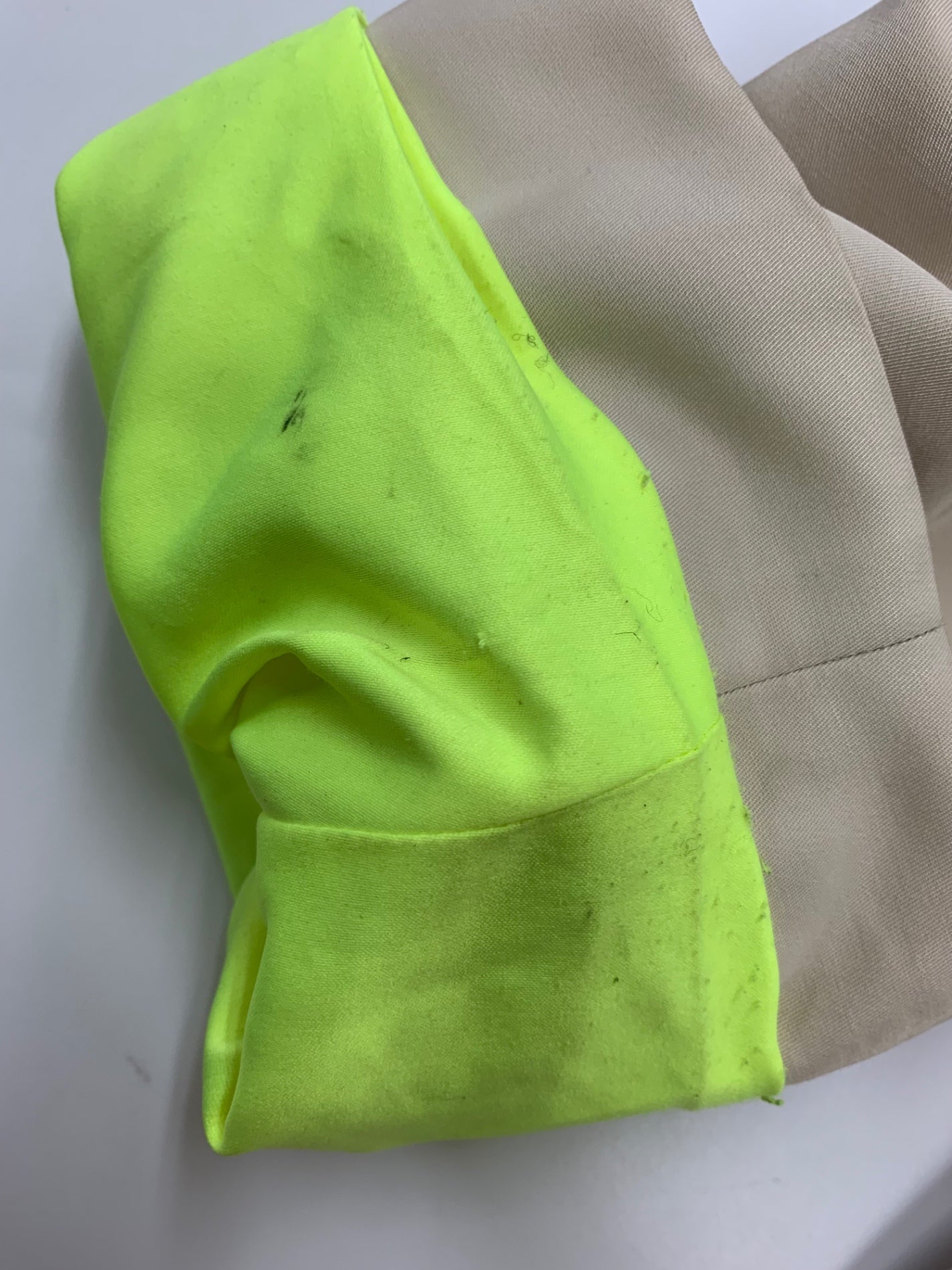 アリス&オリビア CLASSICS CL000A05402 トレンチコート M ベージュ 裏地蛍光 ITNDHY1IK89S 【SALE】