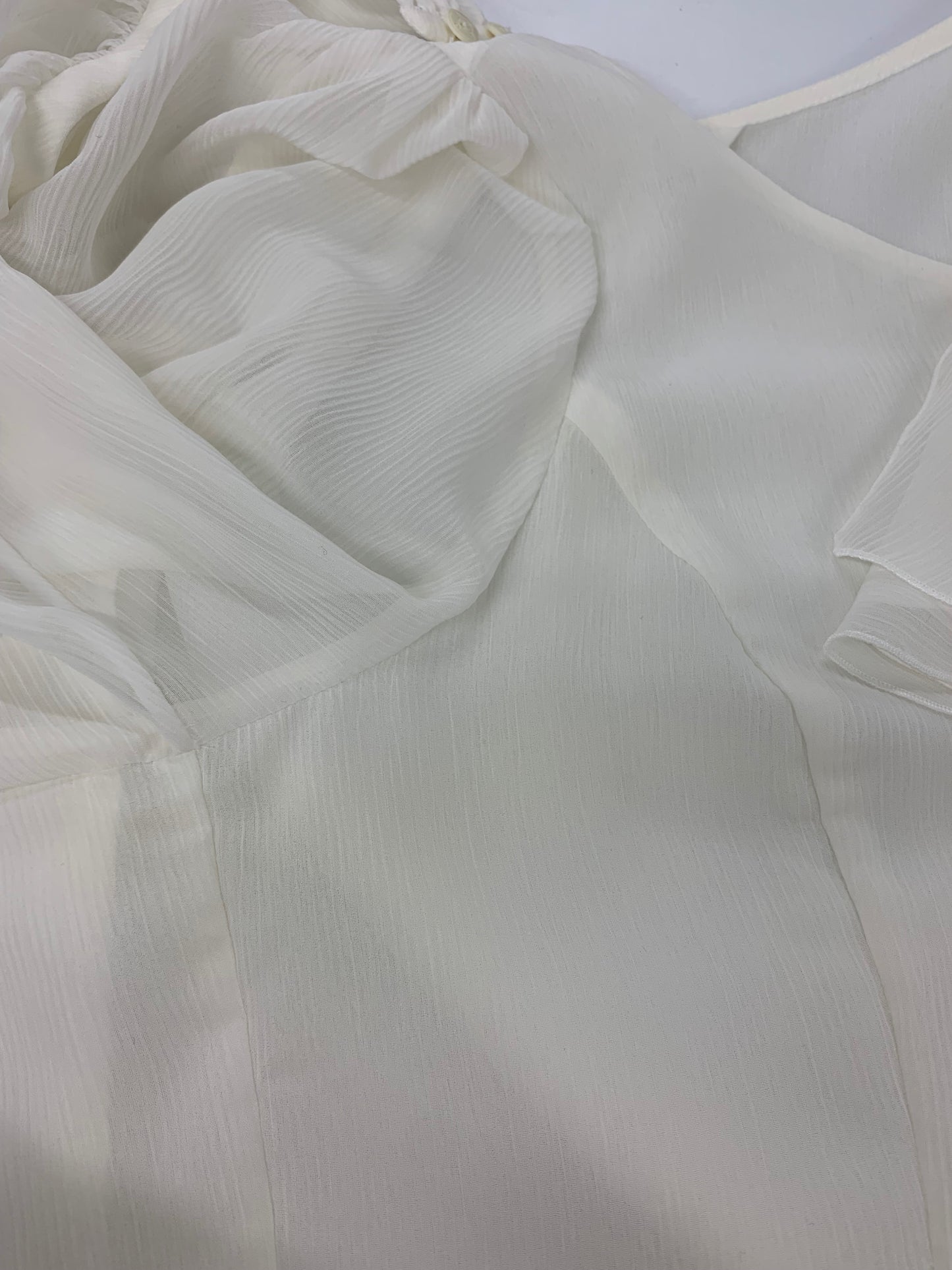 コトゥー W3M03-330-02 シャツ 38 ホワイト ボウタイブラウス フリル パフスリーブ ITA1Y4ENGC22