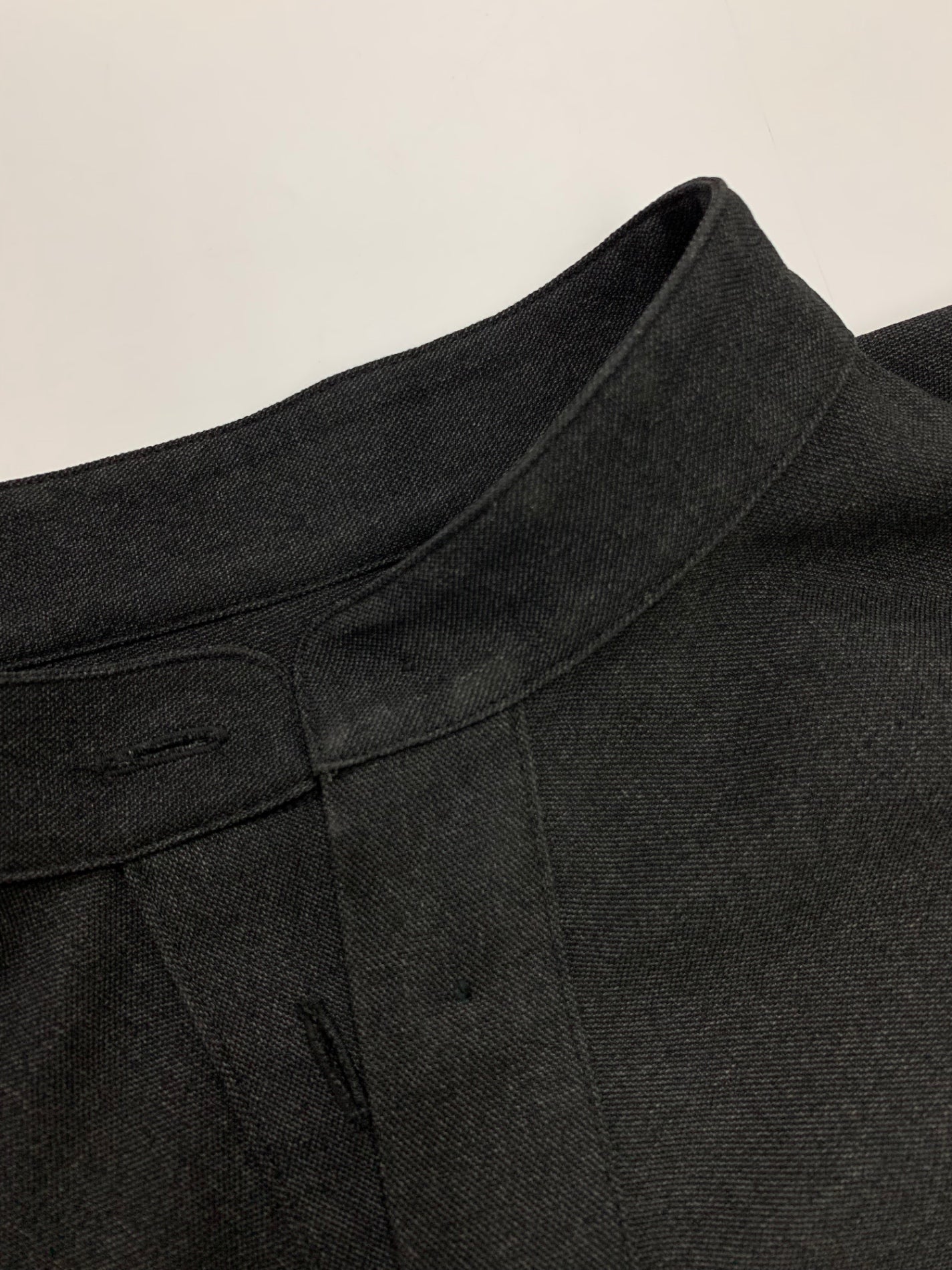 アイムメン イッセイミヤケ LA33FJ155 ポンチョシャツ 3 チャコール ITH9PXQC422F