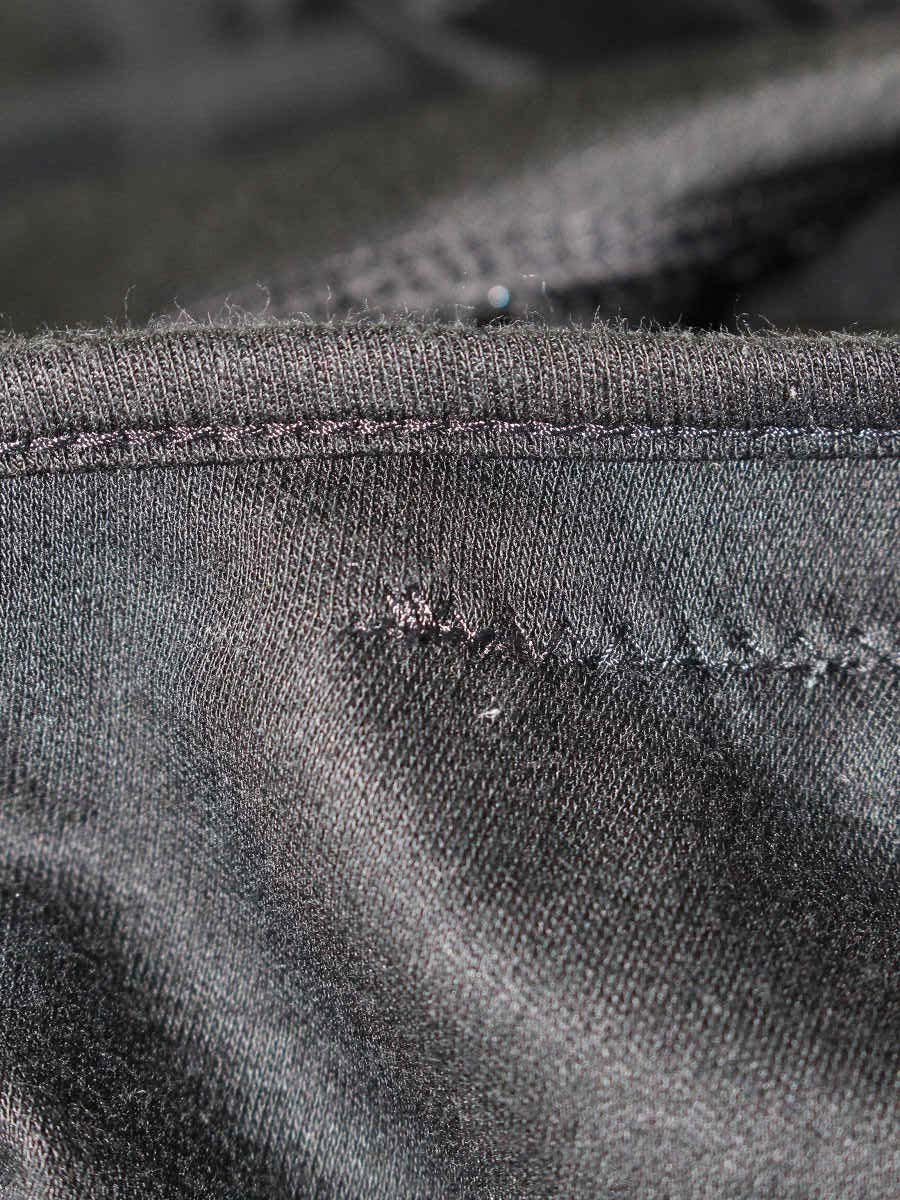 コトゥー W3P36-104-09 カットソー 40 ブラック フリル フロントボタン ITWNA5FIOHP9