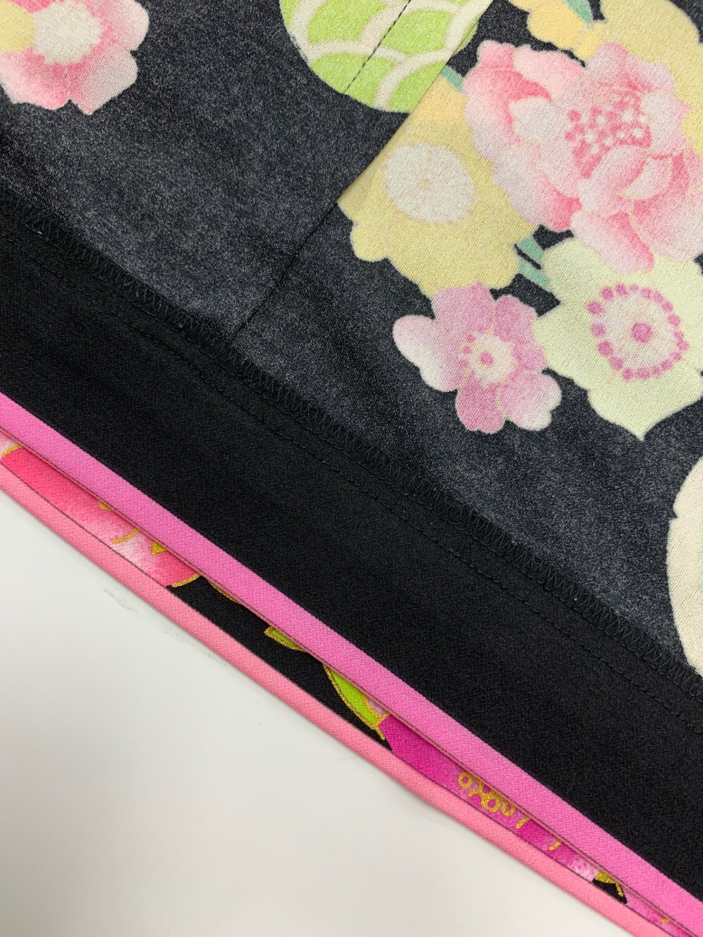 レオナールファッション 0139226 カットソー 38 花柄 フラワーモチーフ マルチカラー IT4C7IL6J44G 【SALE】