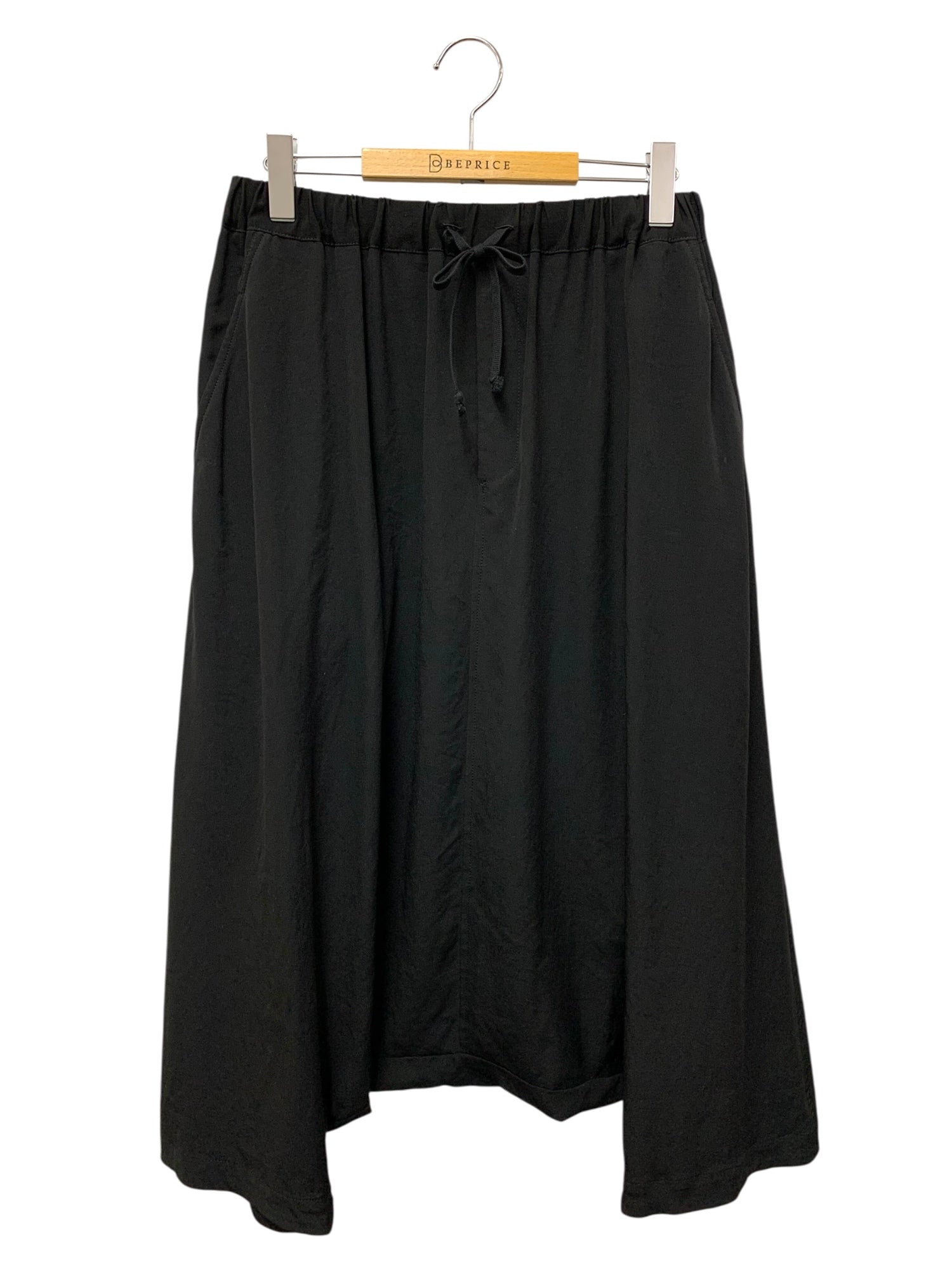 ヨウジヤマモト ブラック サルエルパンツ ウィメンズ STAFF STYLING｜THE SHOP YOHJI YAMAMOTO