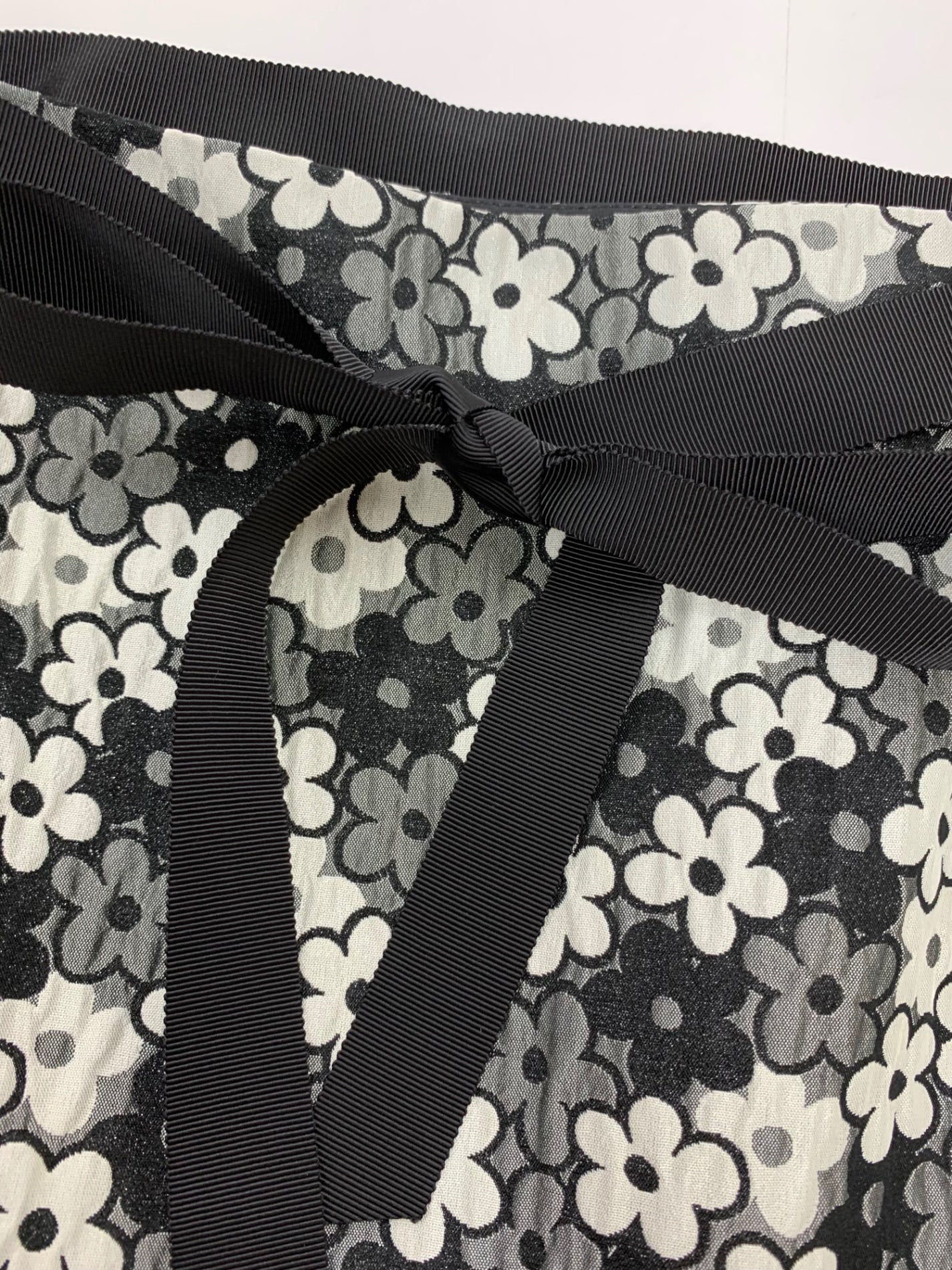 エムズグレイシー 327517 スカート 38 グレー ラメ フラワーモチーフ バルーン ITTZVWJ20LP4 【SALE】