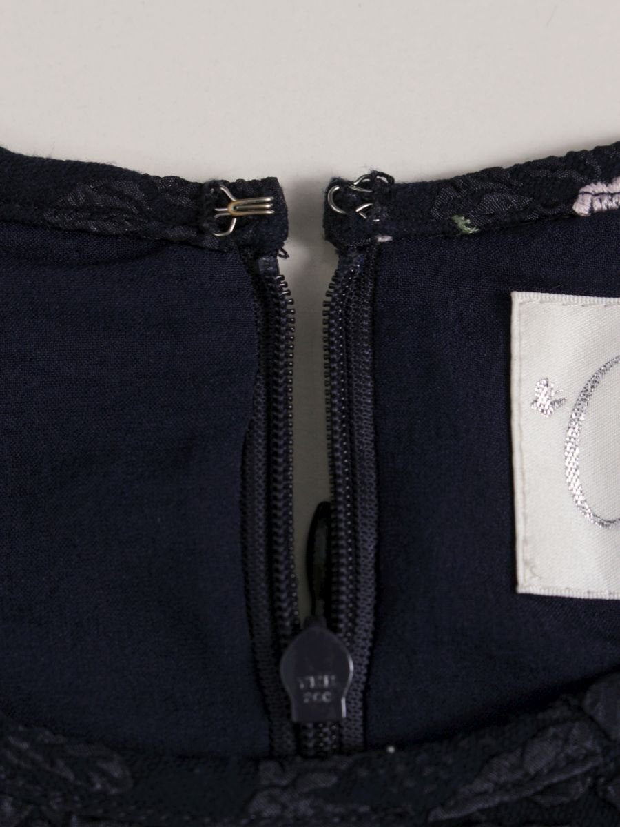 チェスティ 22D601 シャガードトップス 1 ネイビー フラワー刺繍 ITME304QQ800