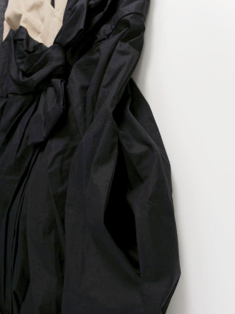 ポールカ 713EAC ワンピース 38 ブラック Vネック リボン タックフレア ITBYLRSXRNGM 【SALE】