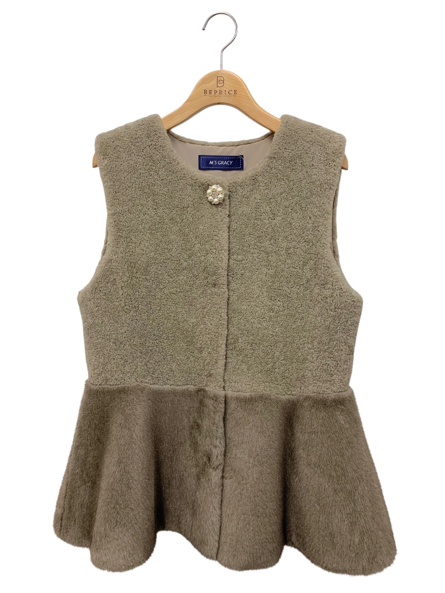 エムズグレイシー 596502 ベスト 38 グレー ジレ フェイクファー