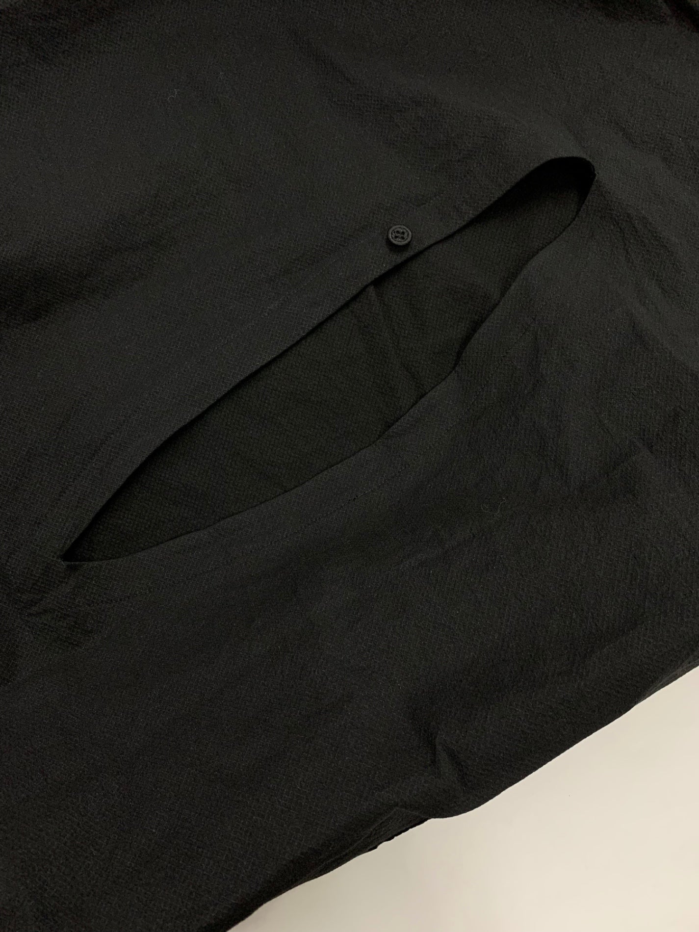 イッセイミヤケ Paper Bag IM53FJ079 トップス 2 ブラック ITX2X6C2ZS0G 【SALE】