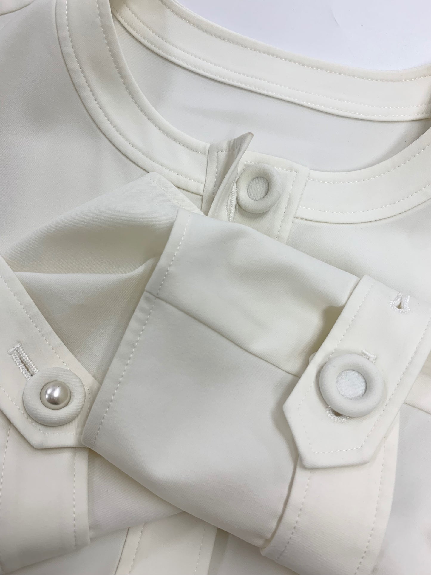 フォクシーニューヨーク City Walk シティウォーク 44401 ジャケット 38 アイボリー ノーカラー ITDYRAV9L2CZ