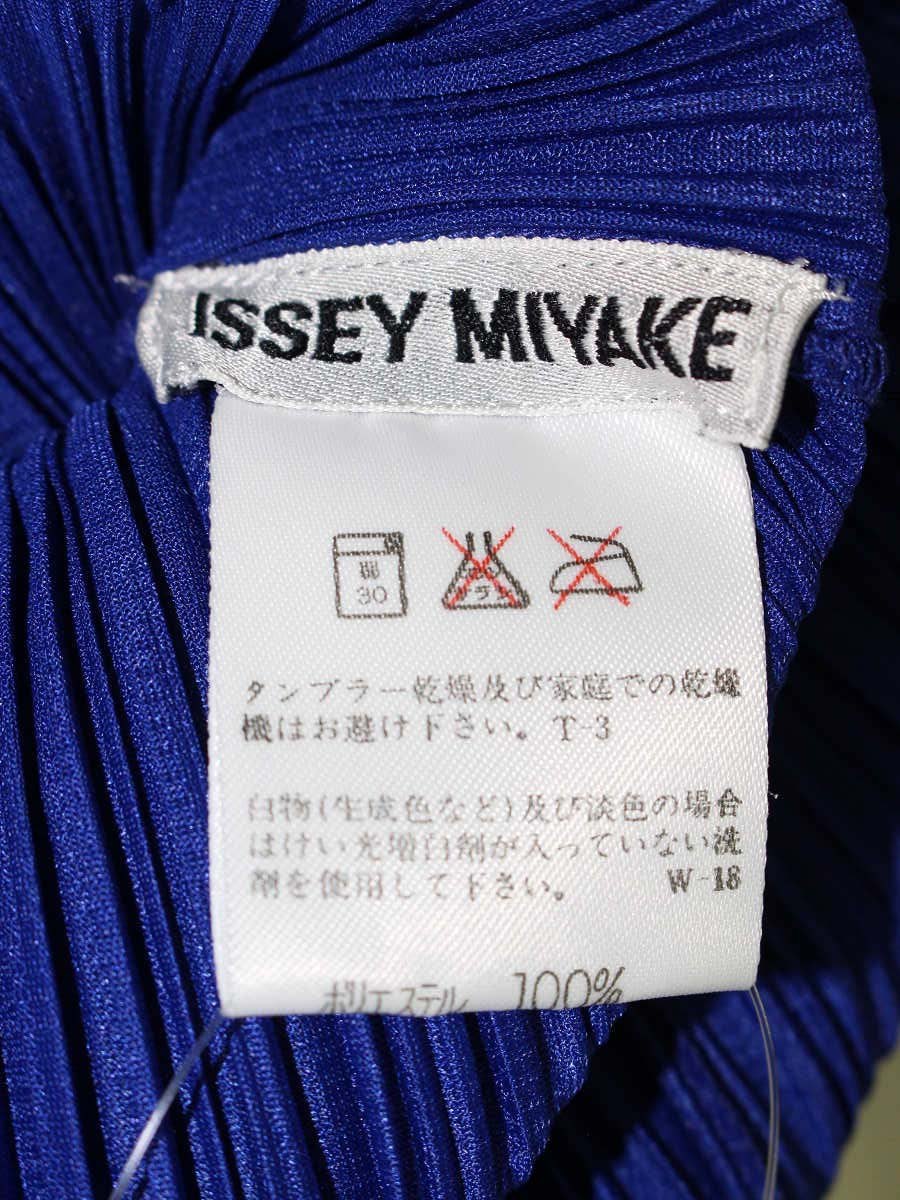 イッセイミヤケ PP41-JK600 カットソー L ブルー ノースリ プリーツ ITFAKF7VESIW
