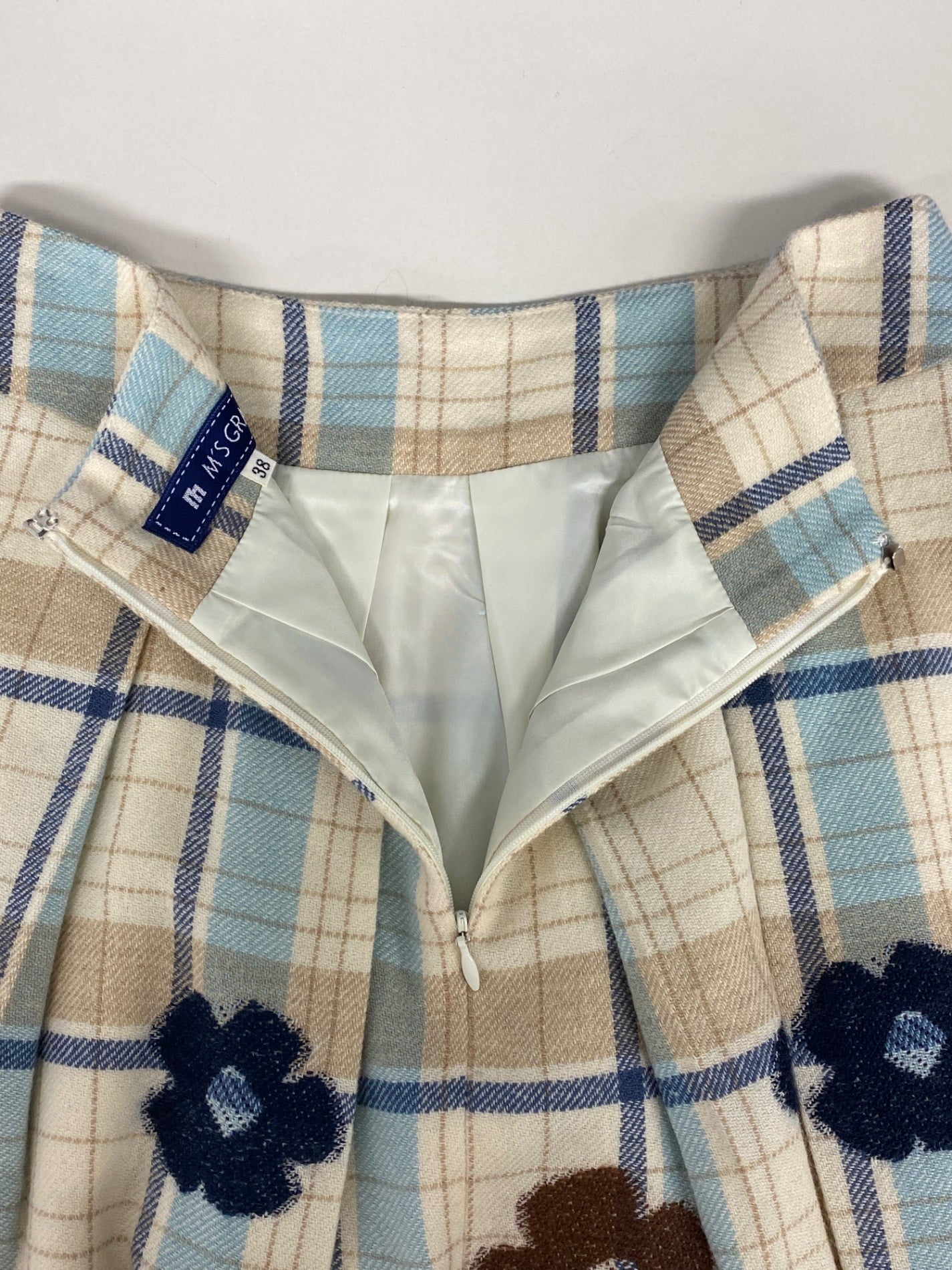 エムズグレイシー 927573 スカート 38 ベージュ チェック タック ITLWTUMKCVF6