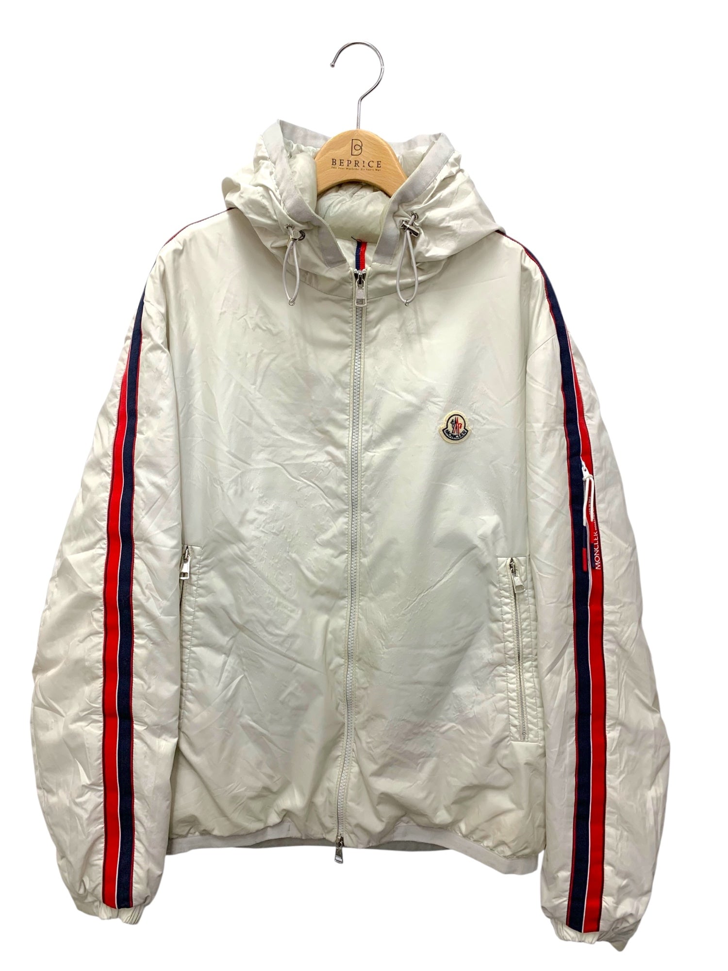 MONCLERアイボリー フリル付き軽量ジャケット MONCLERアイボリー フリル付き軽量ジャケット