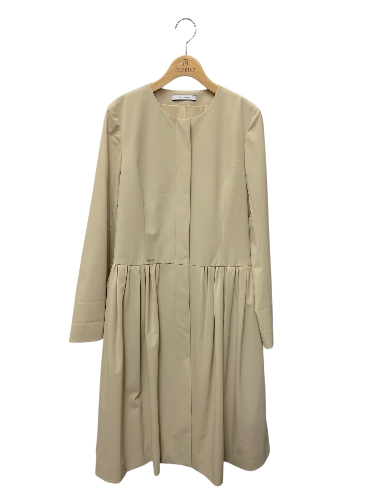 フォクシーニューヨーク RAINY COAT 39362 38 ベージュ 2020年増産品