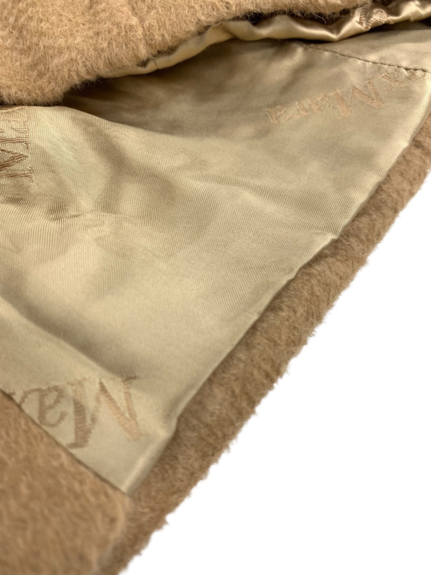 マックスマーラ マニュエラコート 101607296 42 キャメル ITGUIJKH4GRC 【SALE】