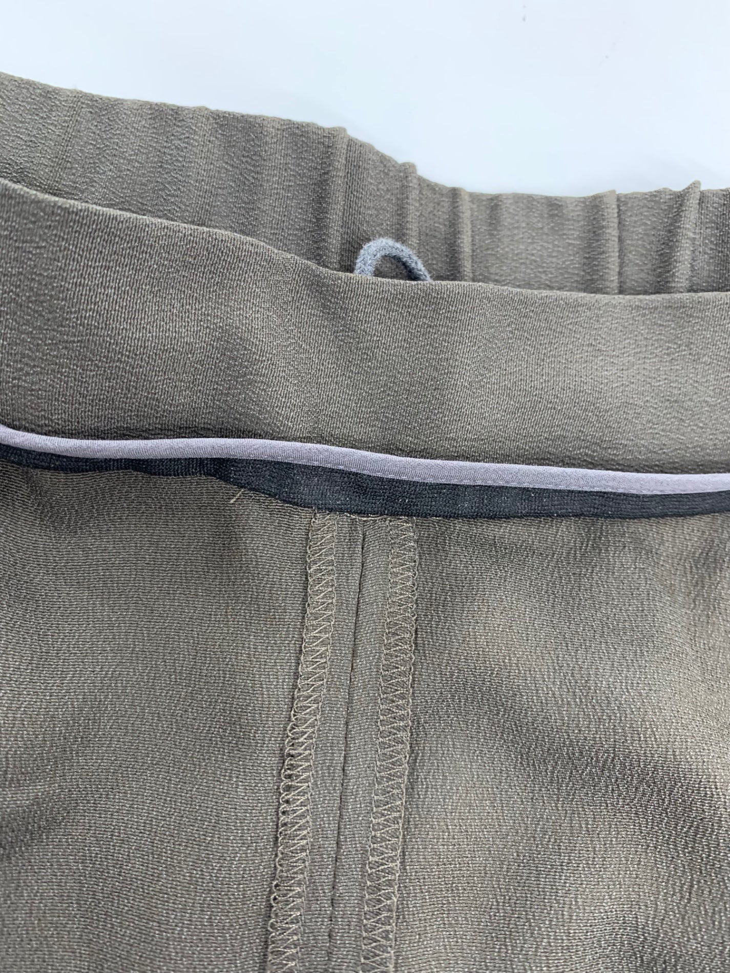 ファビアナフィリッピ Light Trousers PADP02W381X808 イージーテーパードパンツ S ブラウン シルク混 ITW1UTK359VU