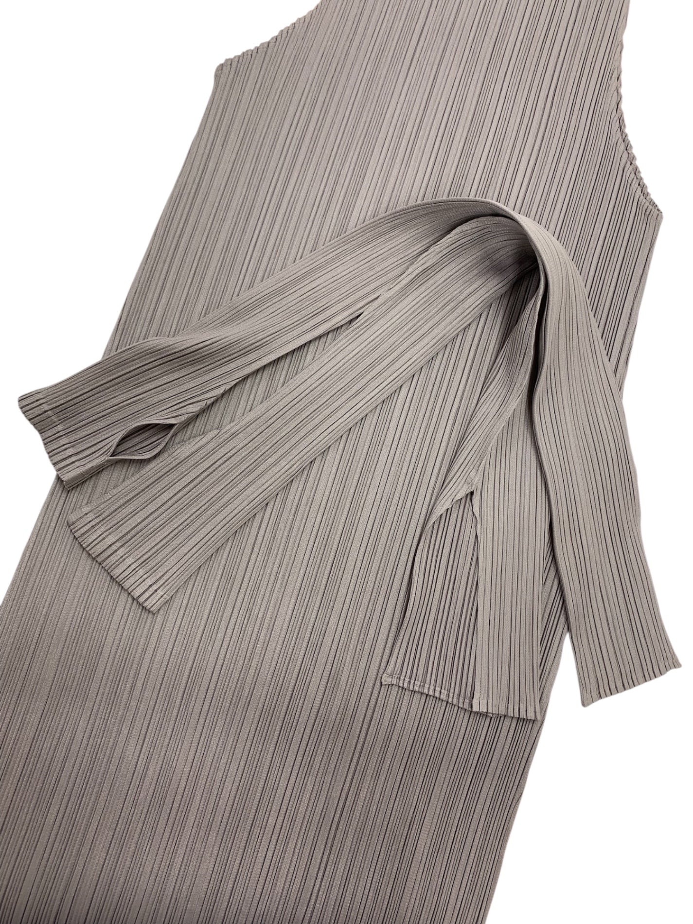プリーツプリーズイッセイミヤケ PP93-JT124 ワンピース 3 グレー アームカバー付き IT8DMMK8PNJ4