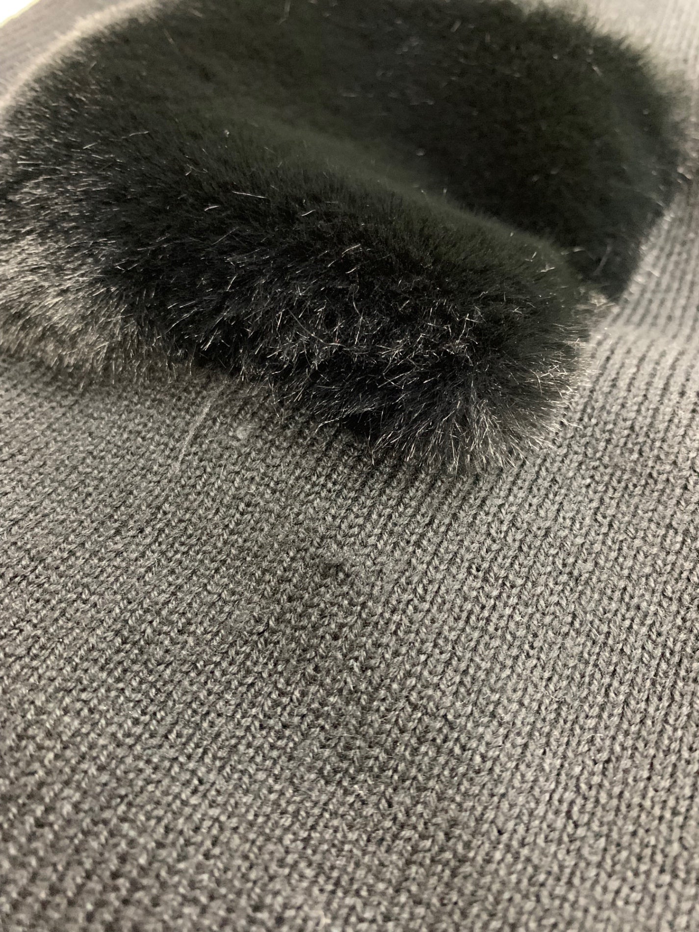 エムズグレイシー 096505 ポンチョ F ブラック フェイクファー付き ニット フーディ IT1W897EEU1W