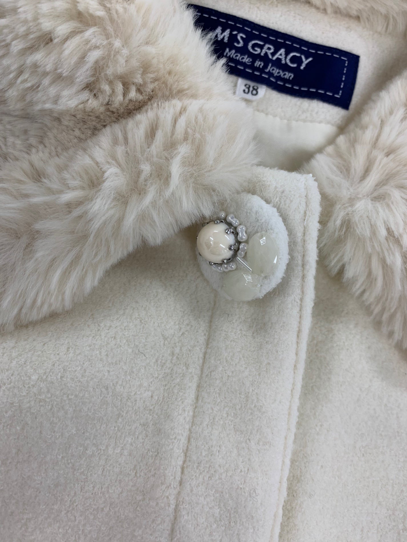 エムズグレイシー 814524 ジャケット 38 ホワイト ウール混 フェイクファー衿 ビジューボタン ITR5MJ5A6DRO