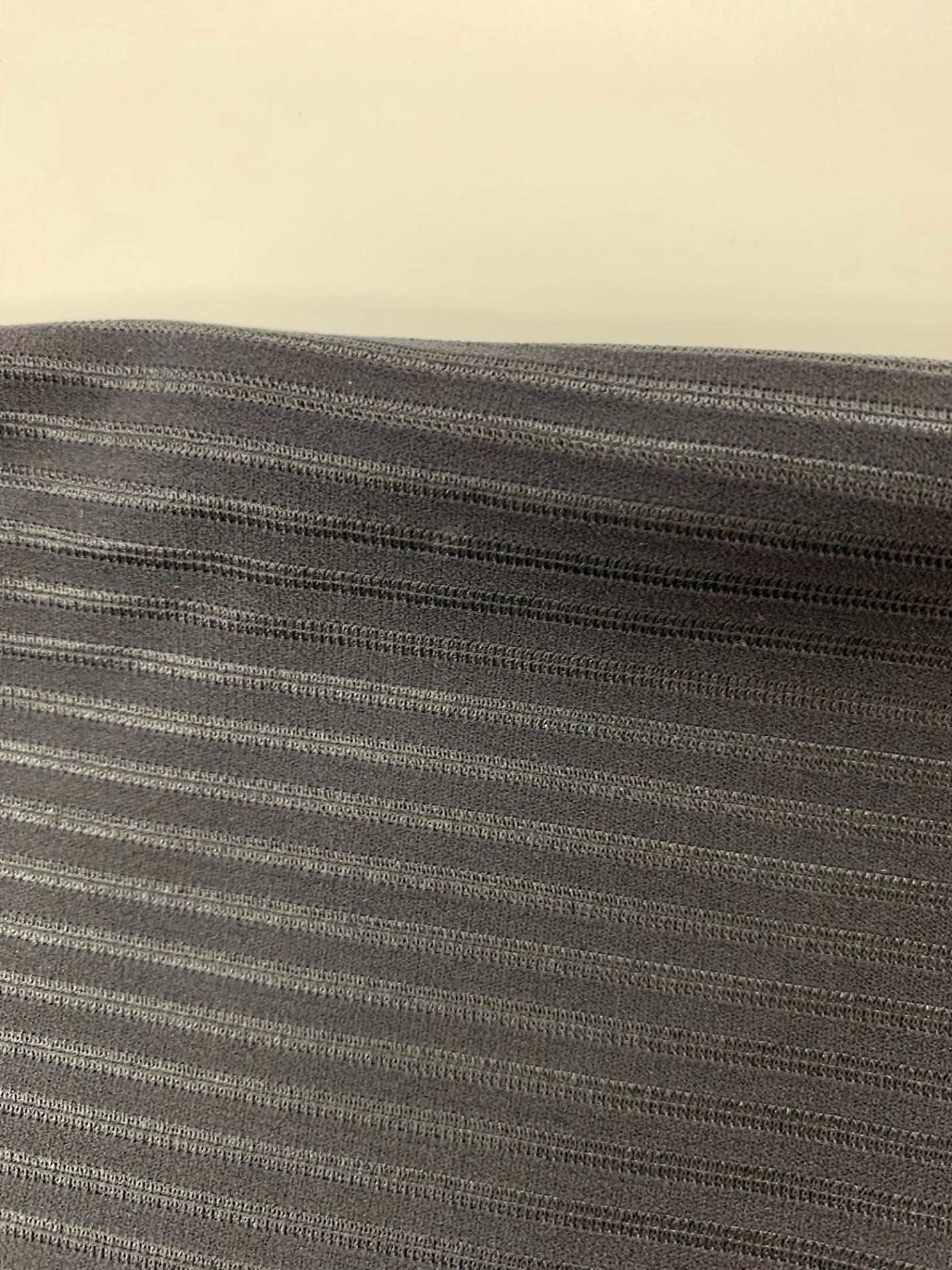 プリーツプリーズイッセイミヤケ PP41KT652 トップス - ブラック オーバーサイズ 半袖 ITIQBFT1O6WE