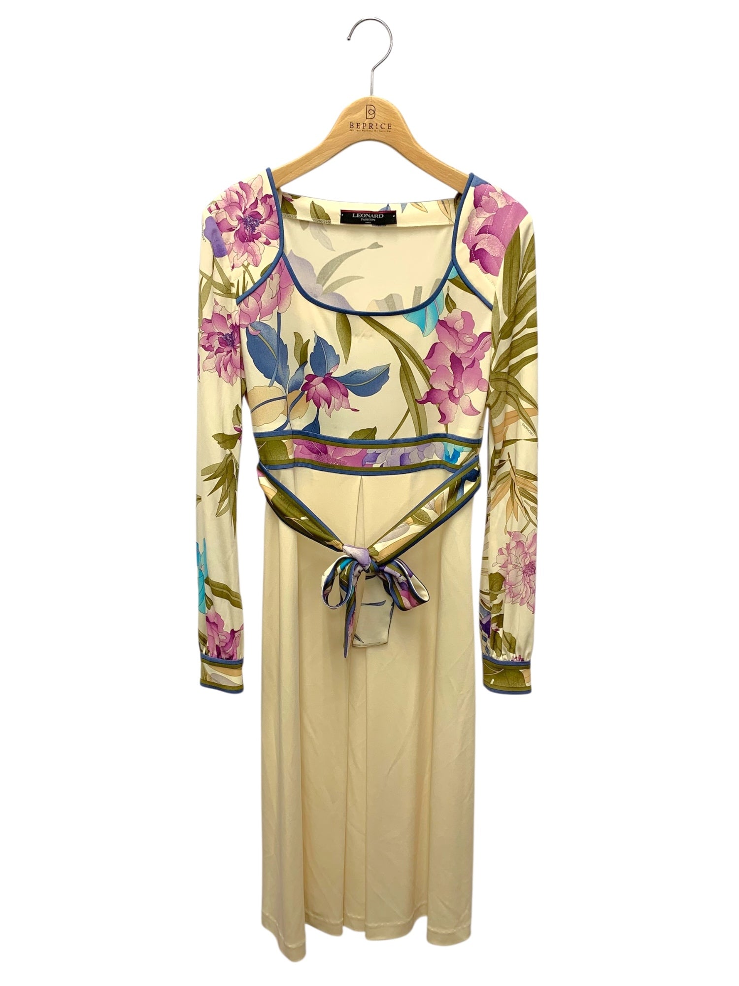 専用 レオナールワンピースM レオナール 爽やかブルーのワンピース