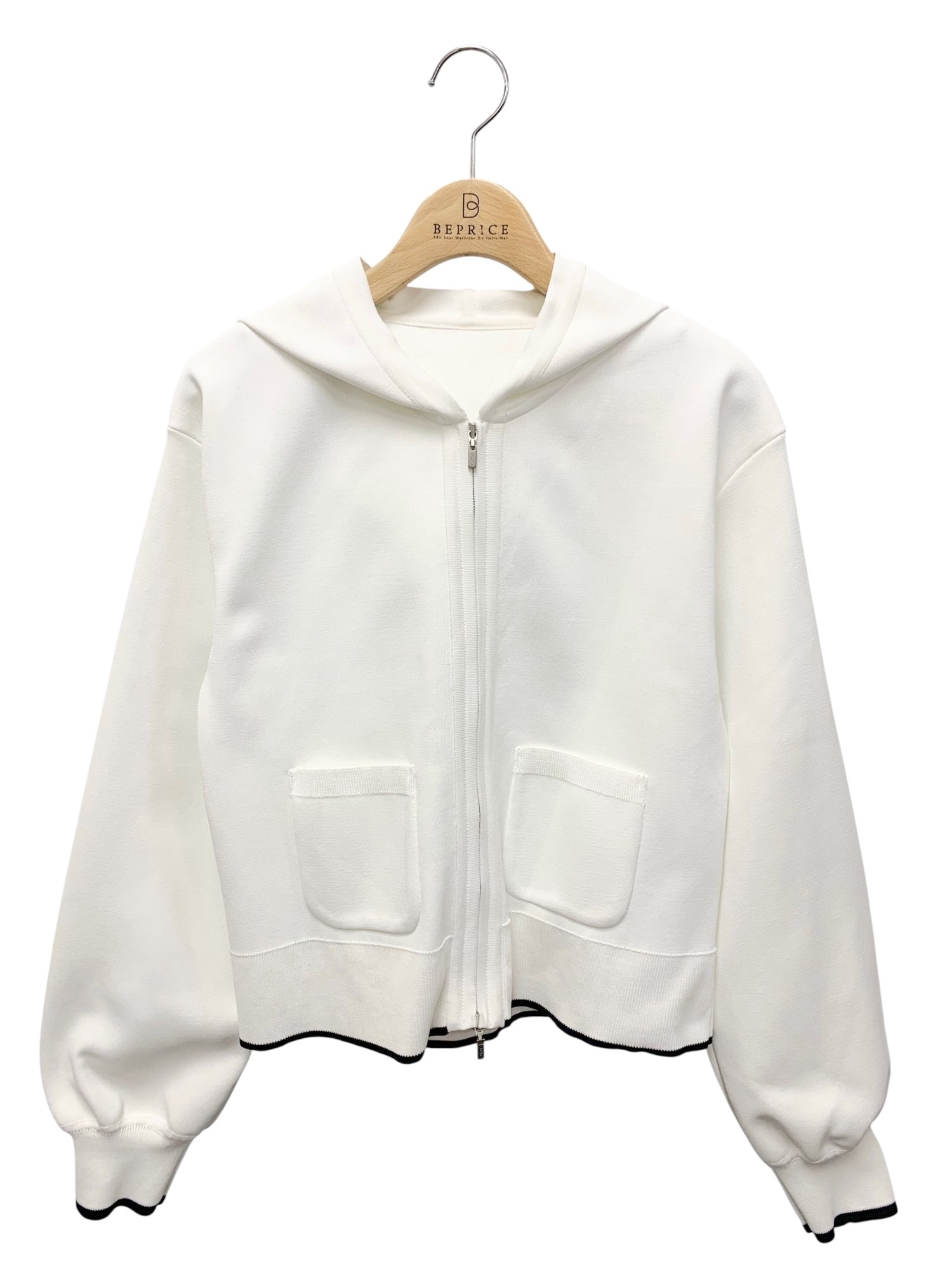 フォクシーニューヨーク CARDIGAN ALIGN 44438 パーカー 40 ホワイト