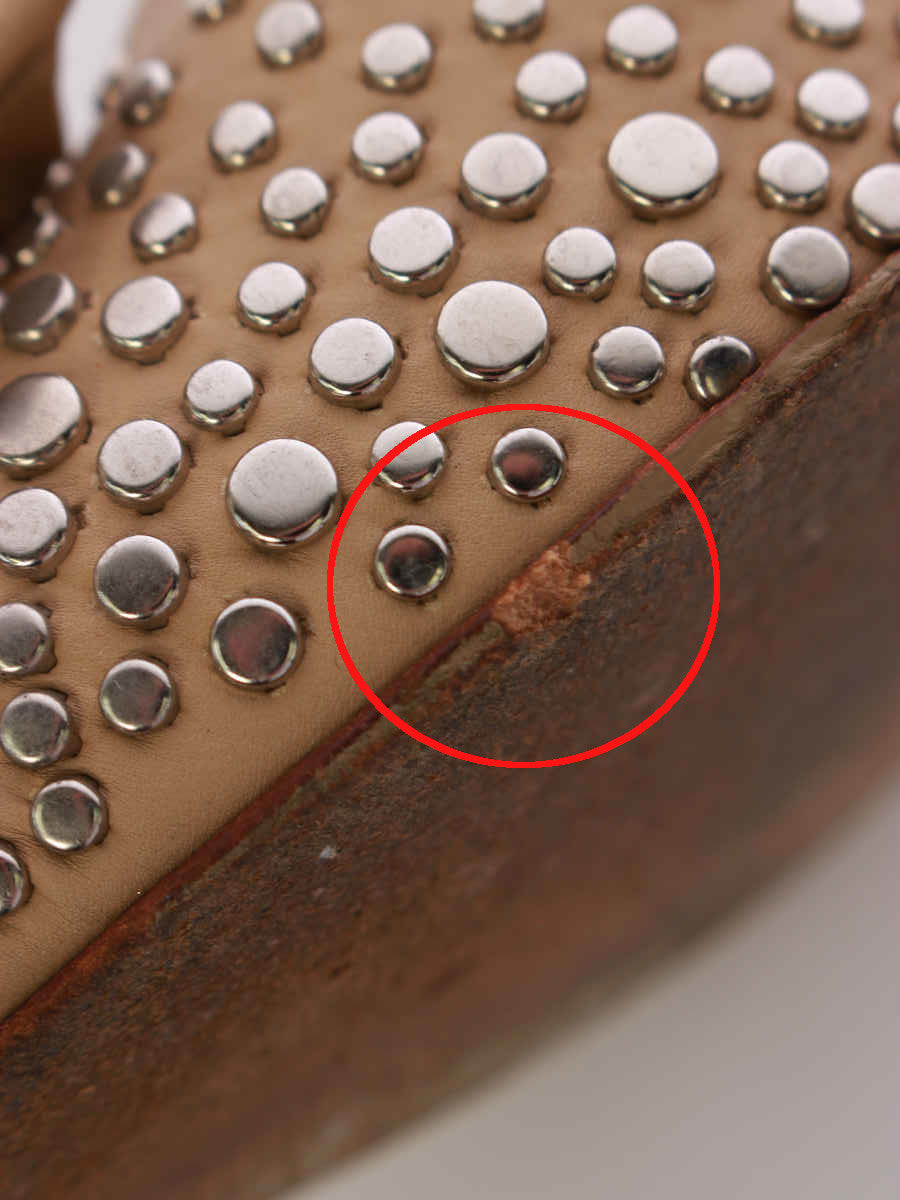 サルヴァトーレフェラガモ パンプス ヴァラ スタッズ リボン