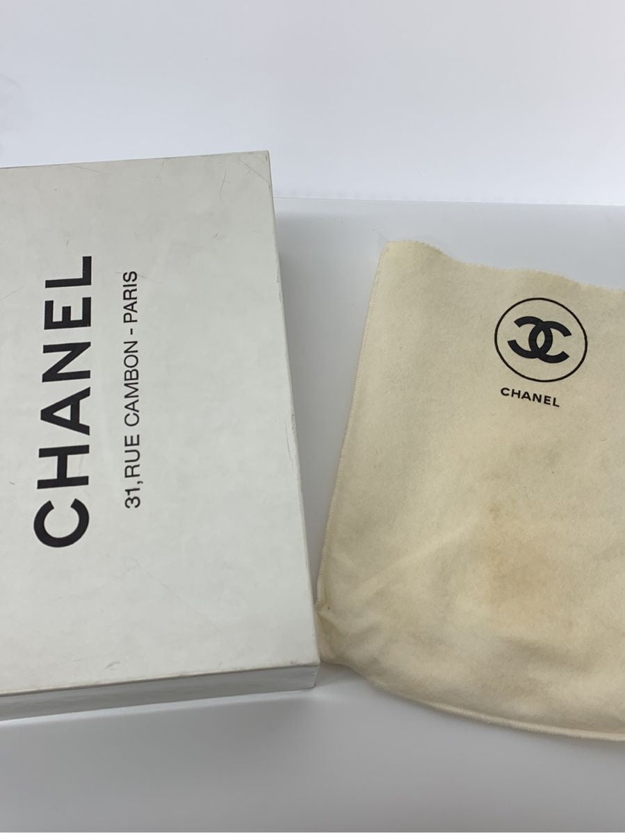 シャネル ショルダーバッグ マトラッセ26 Wフラップ Wチェーン パリ限定 ラムスキン