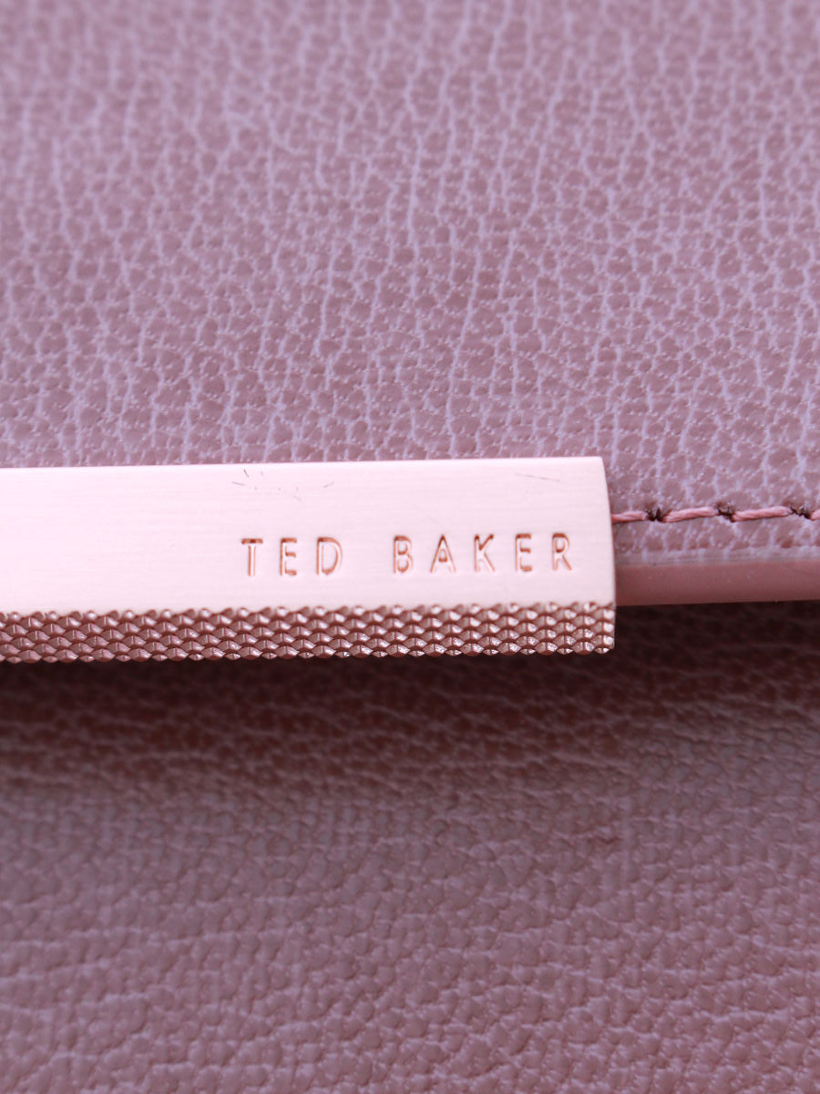 テッドベーカー ショルダーバッグ スクエア チェーン