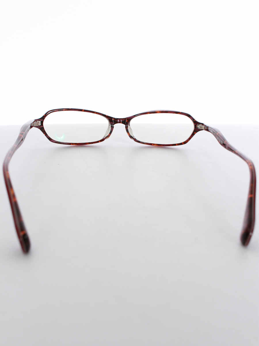 レスザンヒューマン メガネ AgNO3