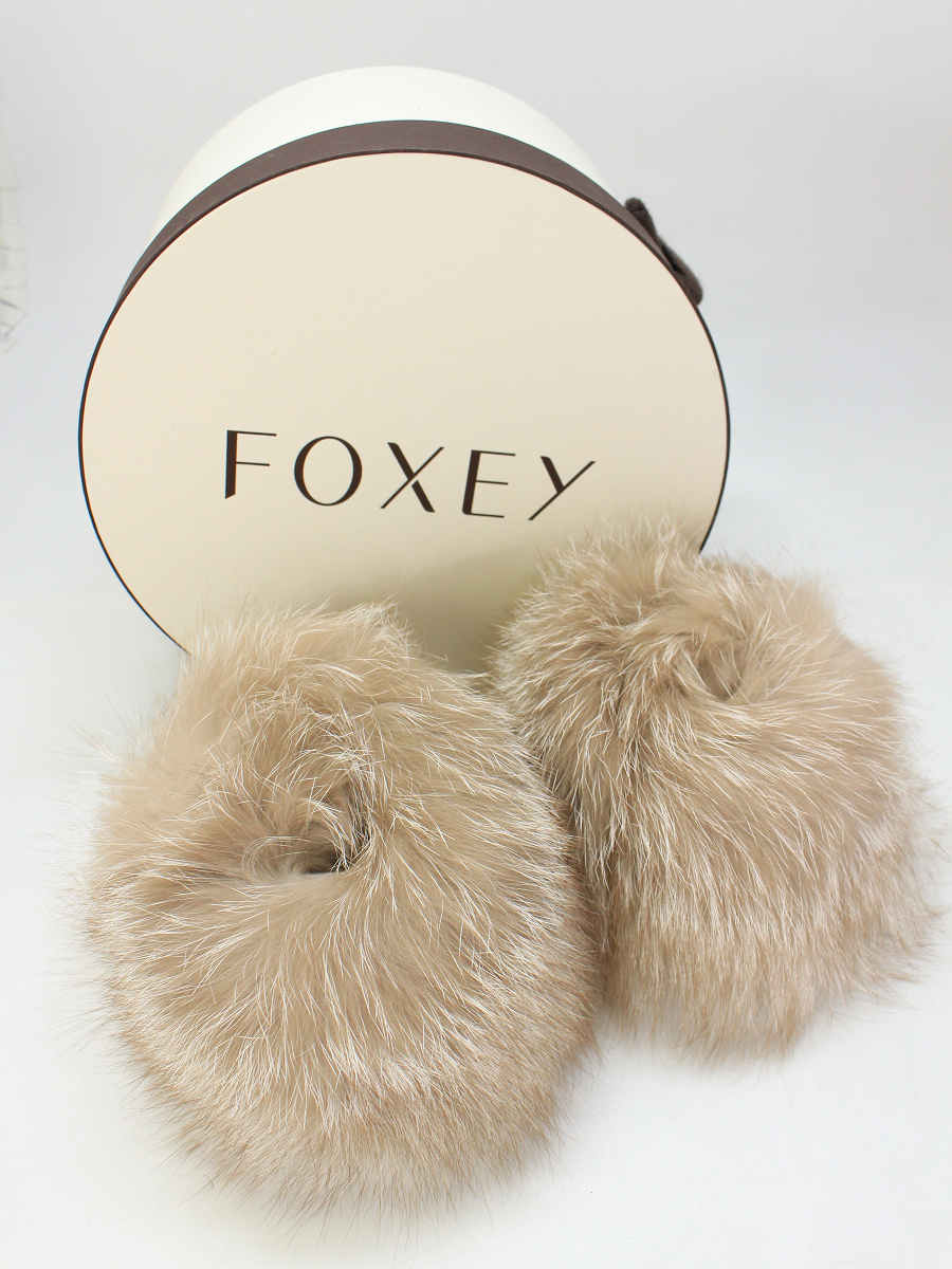 フォクシーブティック ファッション雑貨 37753 FUR FROST CUFFS