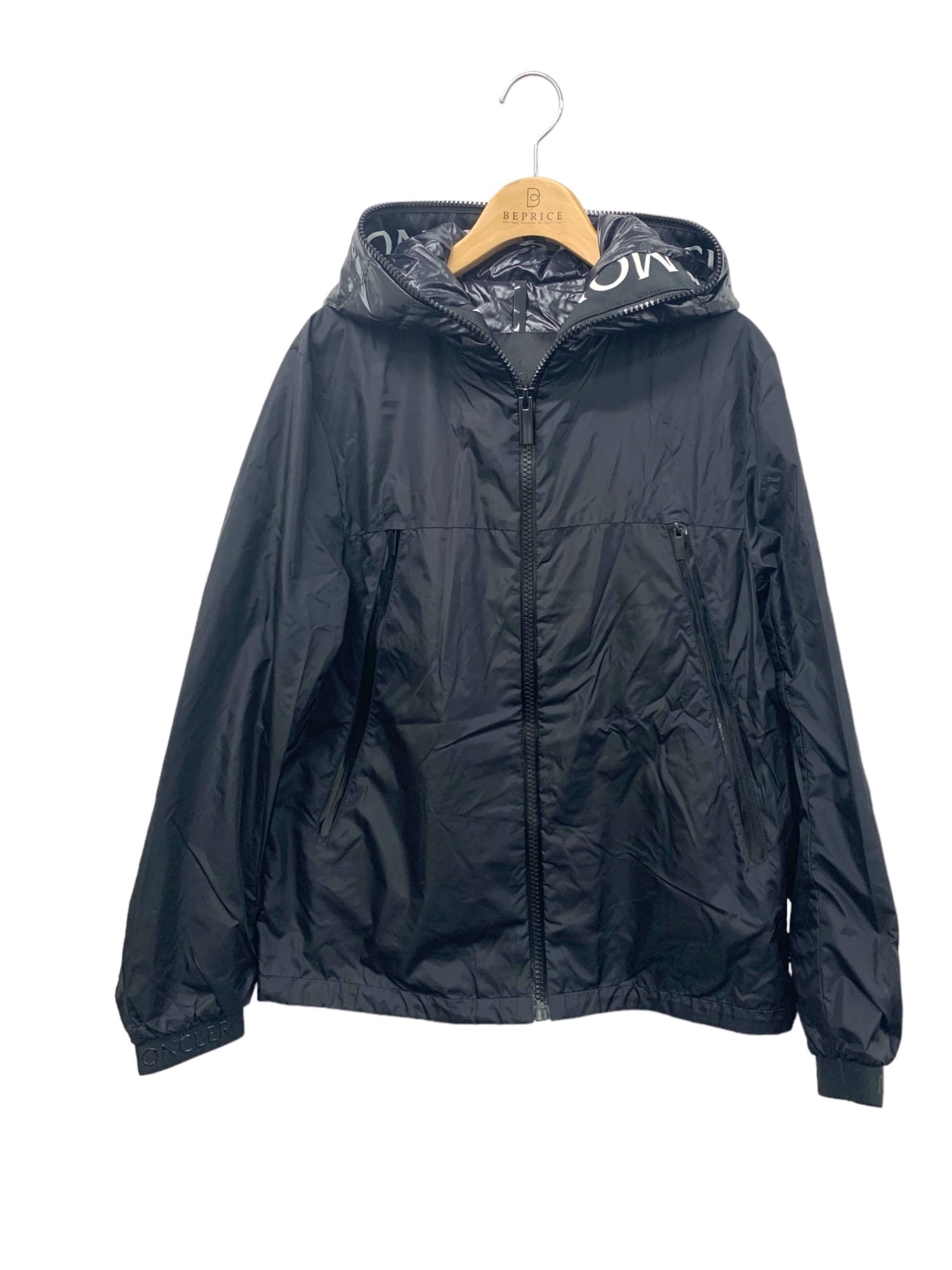 モンクレール Bassias hooded jacket H20931A00089 ジャケット 00 