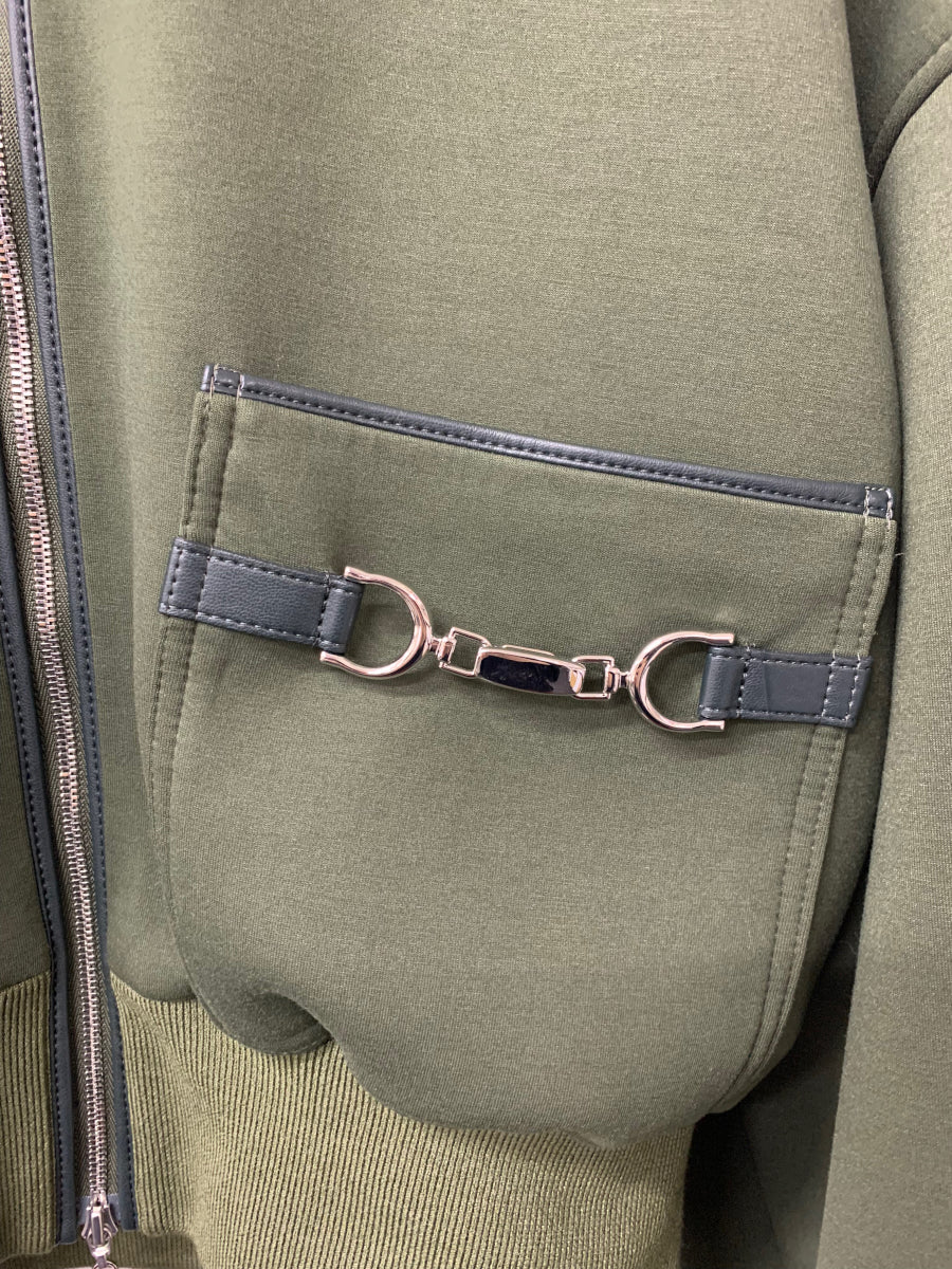 アディアム 44273 ブルゾン S カーキグリーン クロップド丈 ボリュームスリーブ IT21MVQXT3ER 【SALE】