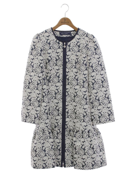 エムズグレイシー 629101 コート 38 ブルー フラワーモチーフ レースノーカラー カメリア Wジップ ITB119EMRSAN 【SALE】