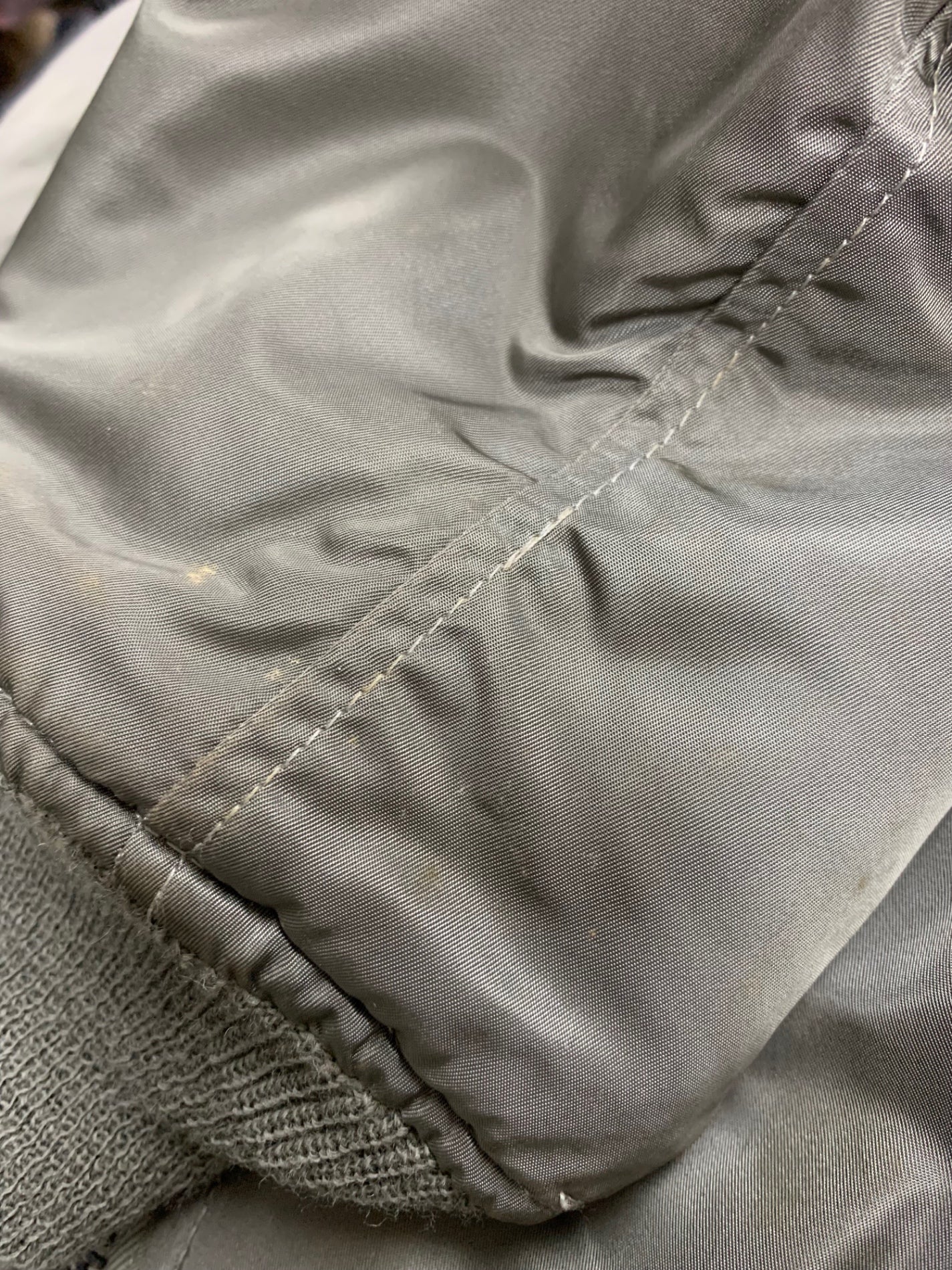 アヴィレックス ブルゾン M カーキグリーン レザージップ ITN5QXLA3LL0