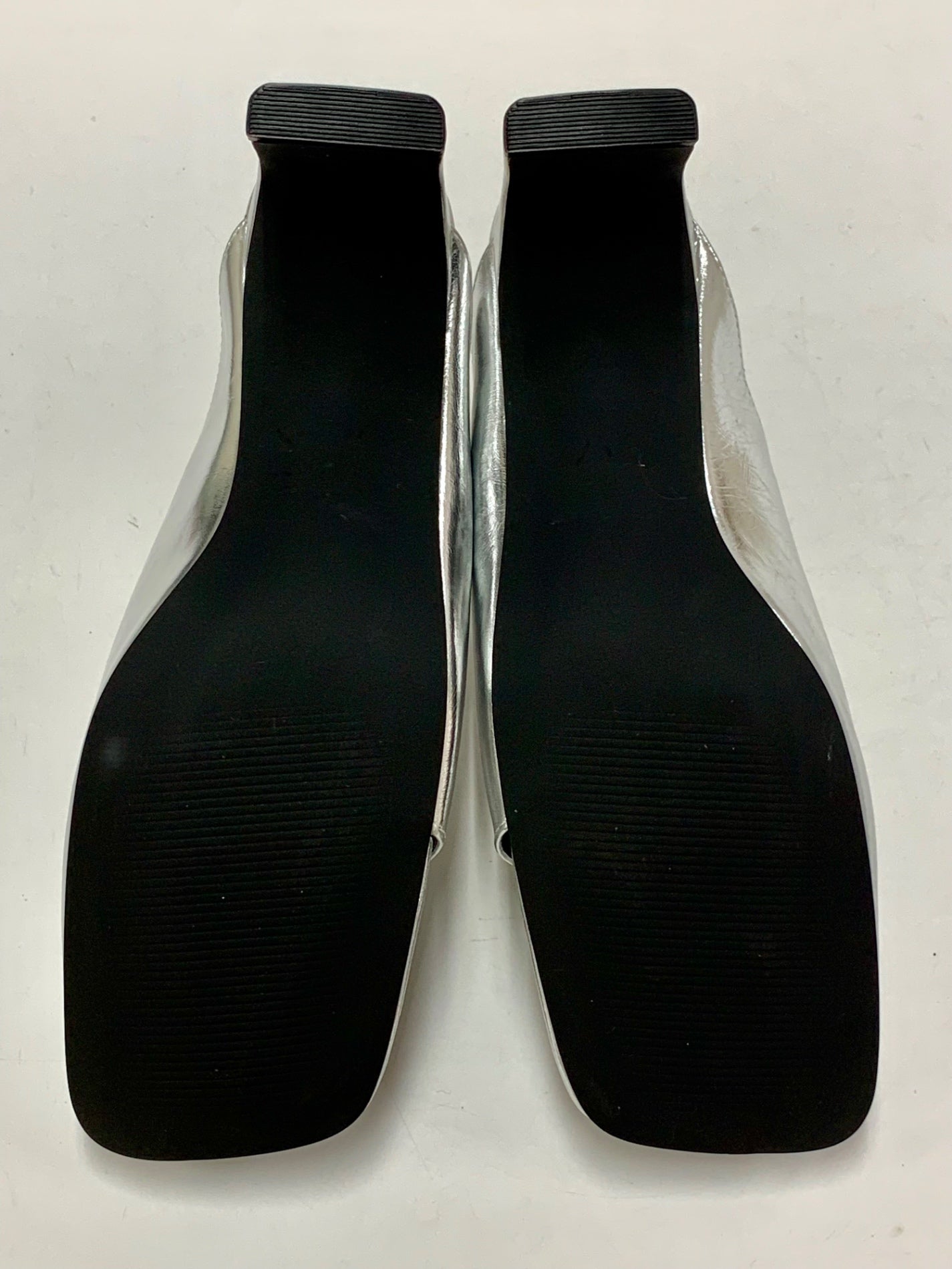 オーエムエムオー SHEER SHORT SH サンダル F シルバー ITT3UM2325W6