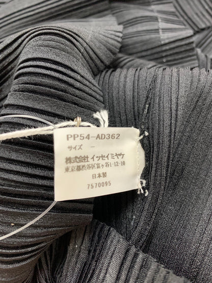プリーツプリーズイッセイミヤケ PP54-AD362 トップス ブラック オーチューブ IT6KOMF2DWBS