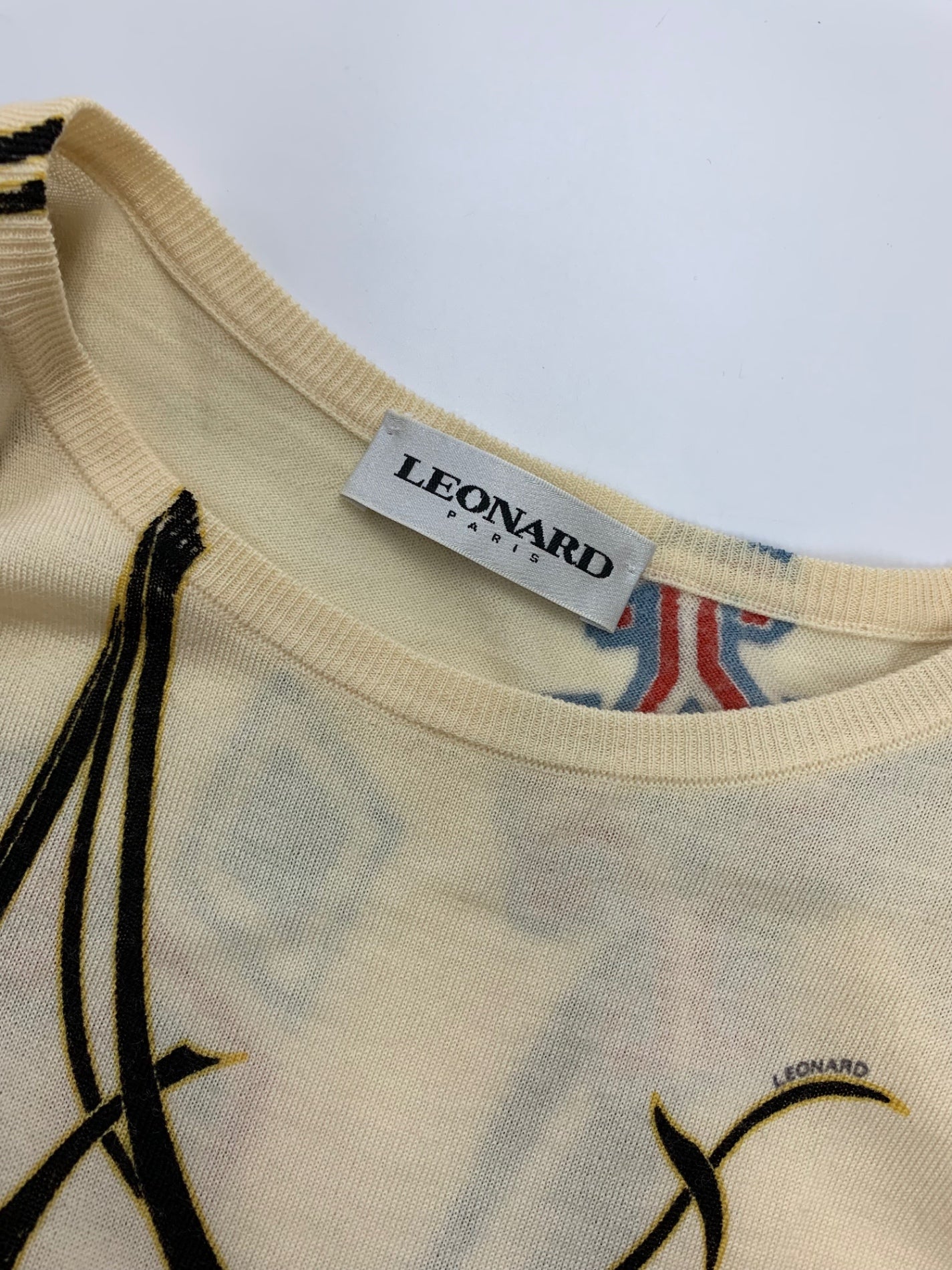 レオナールパリ 0487717 ニットセーター F ベージュ ウール ITBWP4Z060TN