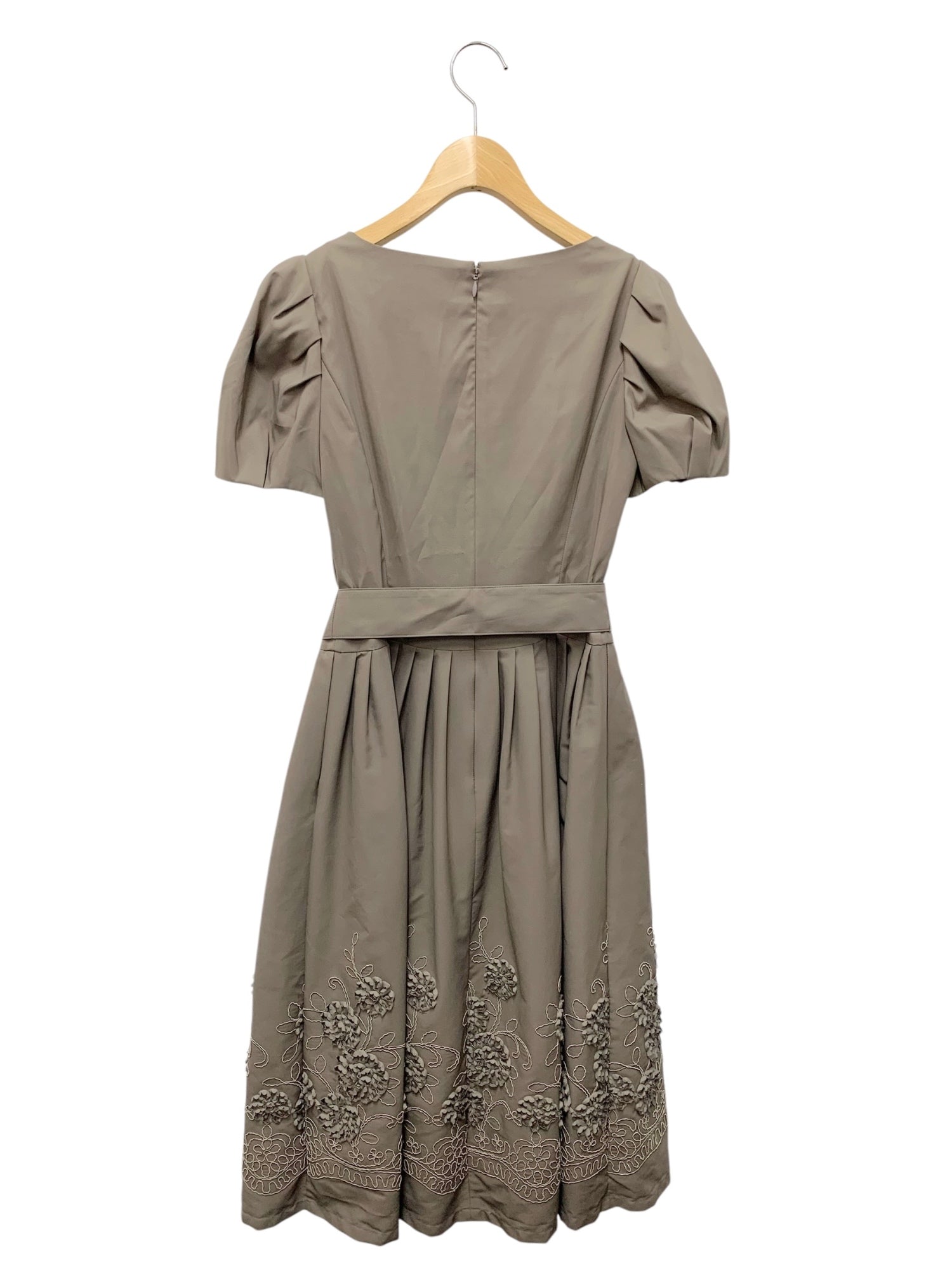 エムズグレイシー コード刺繍入りワンピース 211332 36 グレー