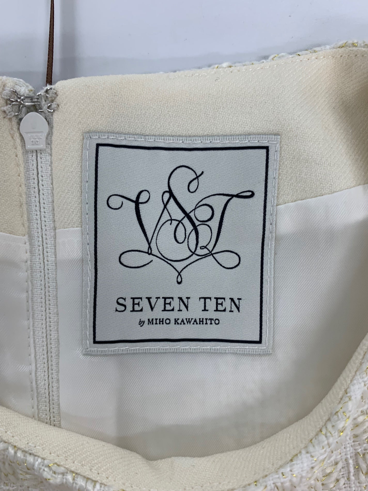 セブンテンバイミホカワヒト 5A504 ワンピース M アイボリー タックフレア ITFZICTJIYEV