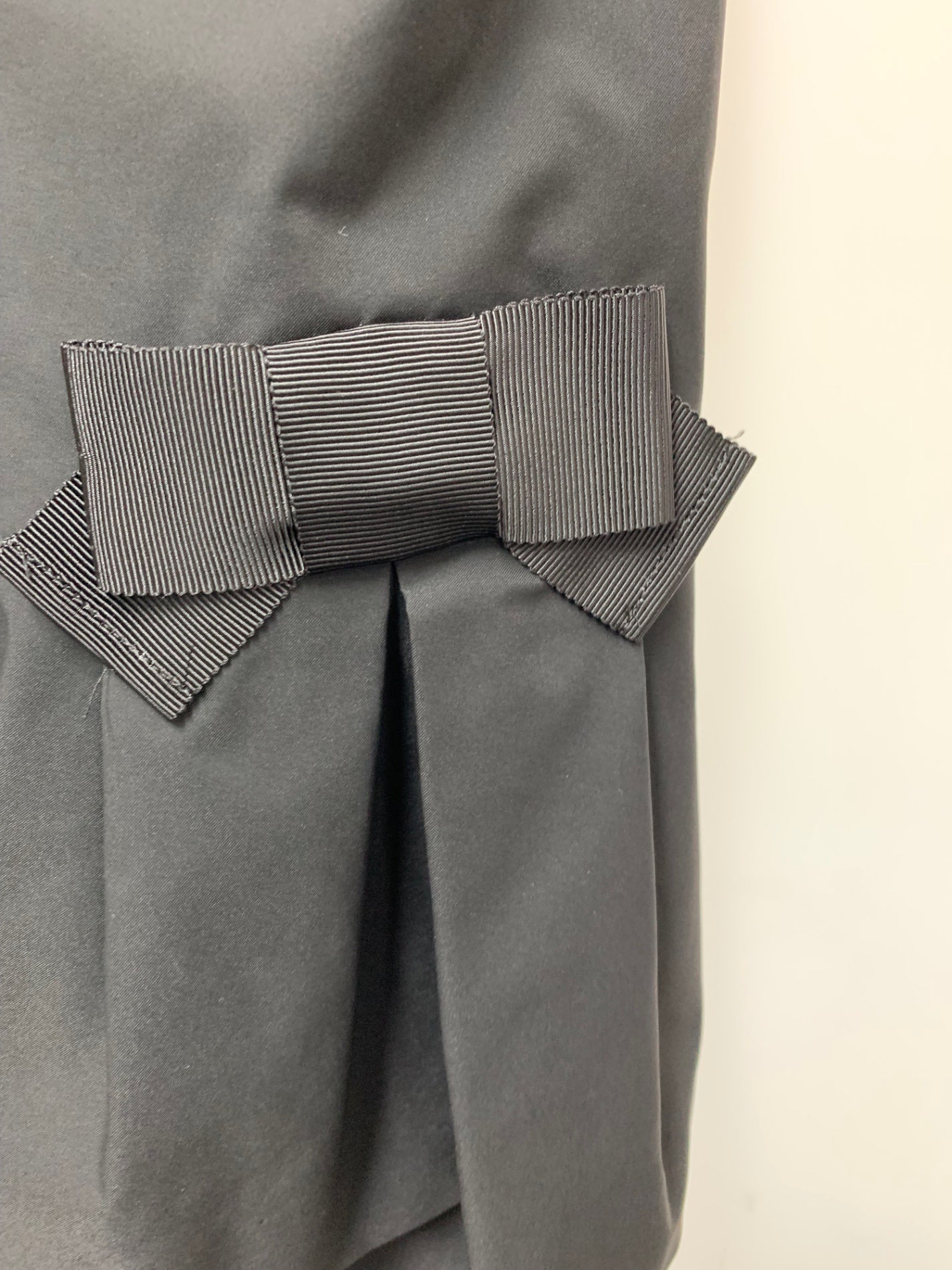 エムズグレイシー 729501 コート 38 ブラック フリル襟 カメリアボタン リボン ライナー付き ITH2I7P8ARO4