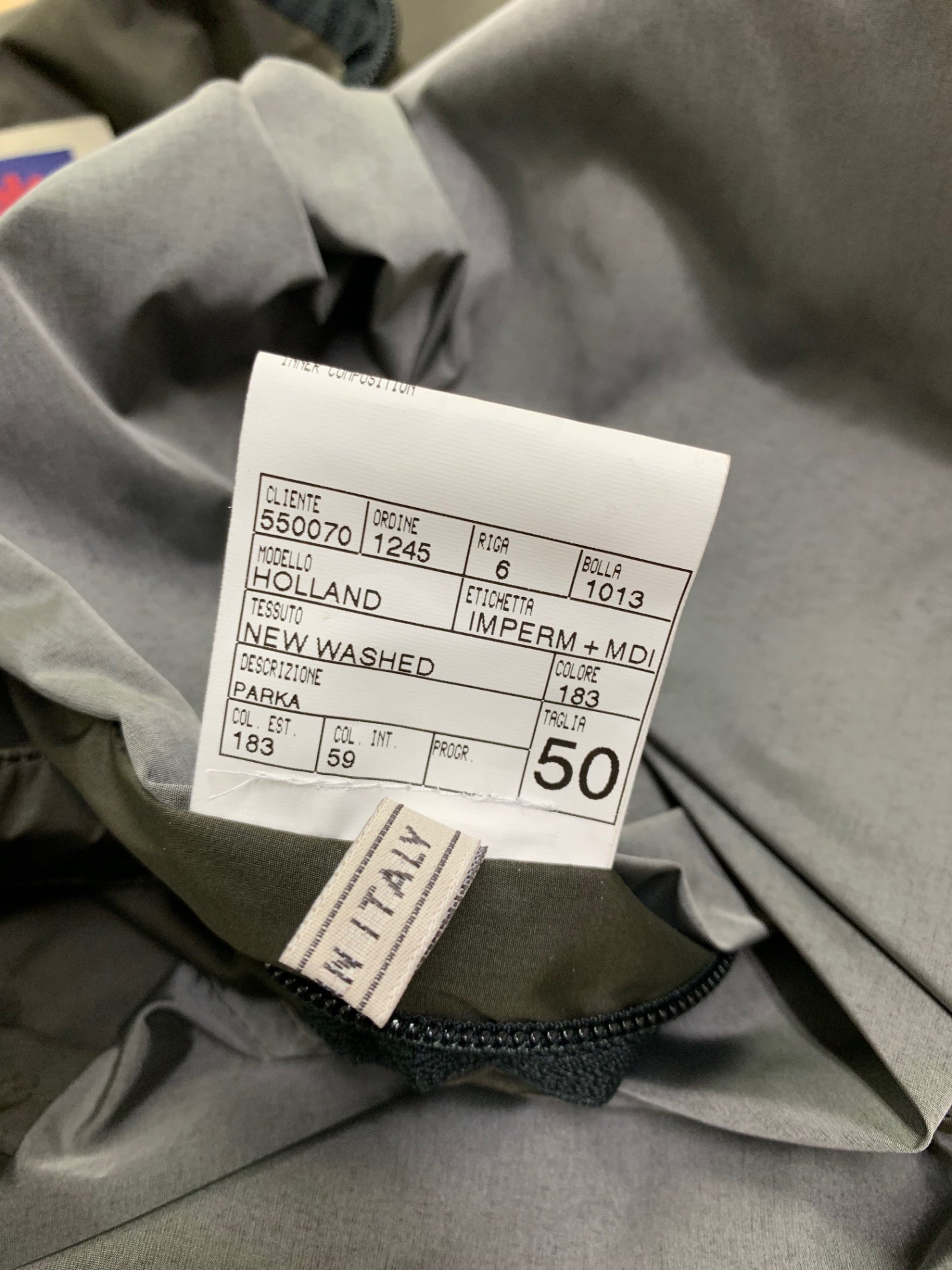 リンペルメアビレ HOLLAND 50 カーキグリーン 撥水軽量高密度ナイロンパッカブルフーデッドステンカラーコート ITTRWQGZ68SG