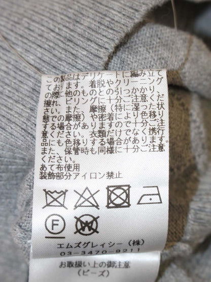 エムズグレイシー 118528 カットソー 40 グレー カシミヤ フェイクパール ITSLY3QKNXEC