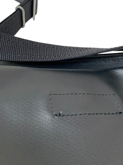 ラゲッジレーベル ショルダーバッグ ブラック 青バッテン ITN53A706K3C